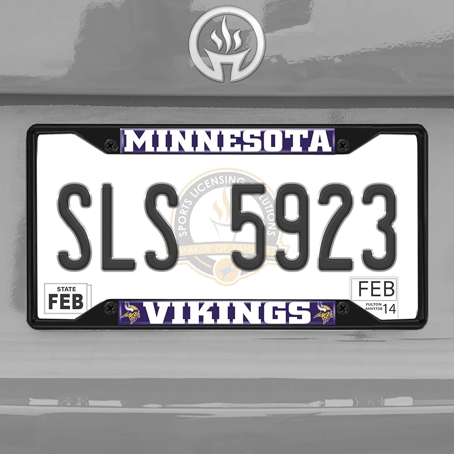 FANMATS 31365 Minnesota Vikings Metal License Plate Frame Black Finish