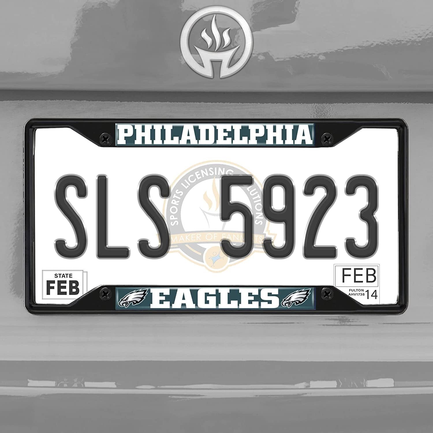 FANMATS 31370 Philadelphia Eagles Metal License Plate Frame Black Finish