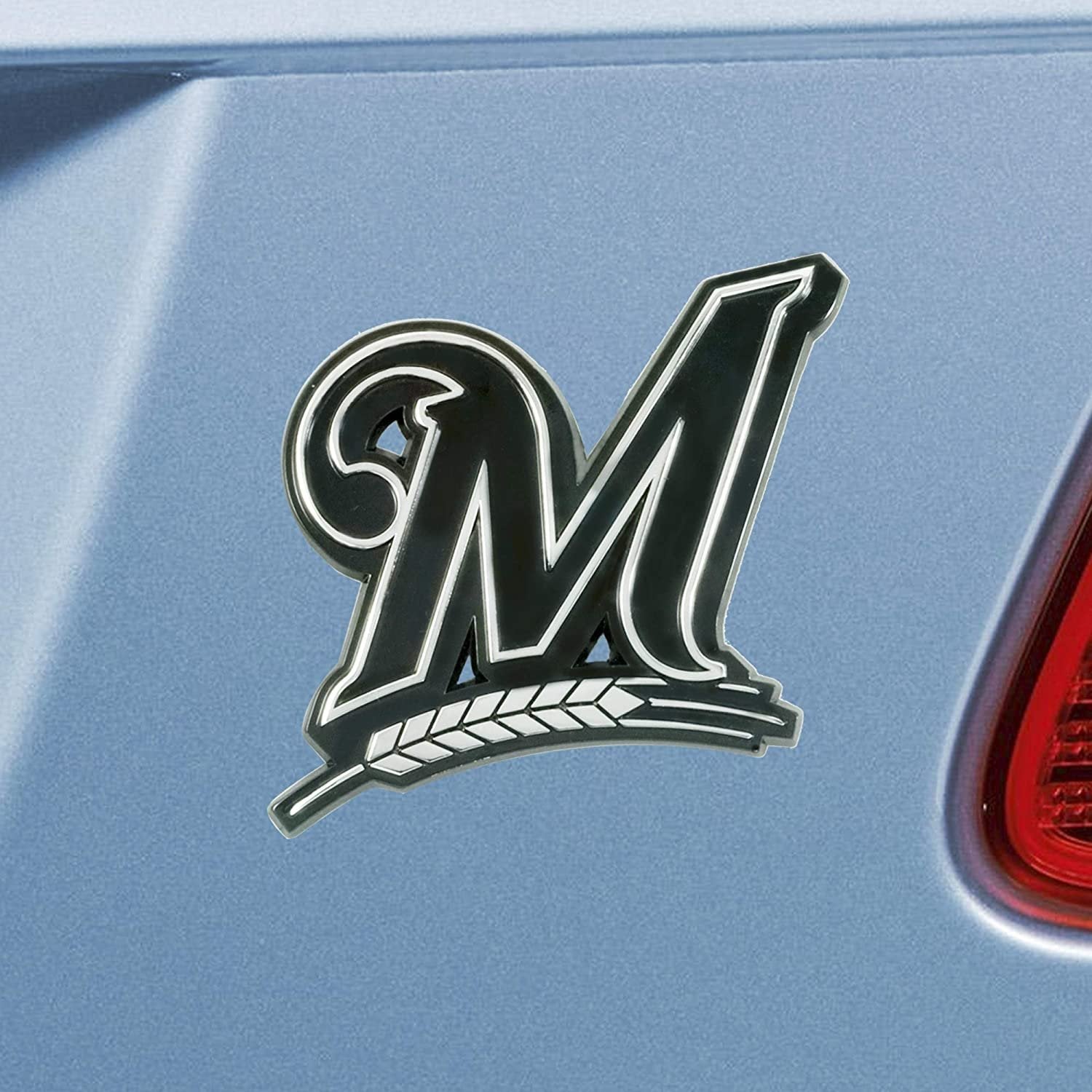 Milwaukee Brewers Solid Metal Raised Auto Emblem Decal Adhesive Backing