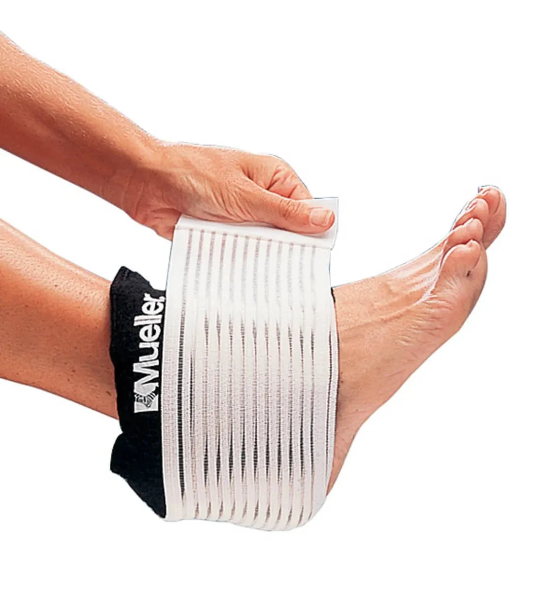 Mueller Adjustable Cold-Hot Wrap (Reusable Pack Included) 1