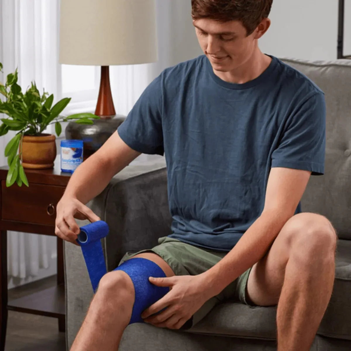 Mueller EasyGrip Ice Cooling Compression Wrap 7