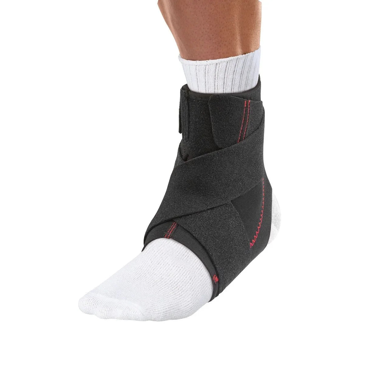 Mueller Sport Care Adjustable Ankle Support 1