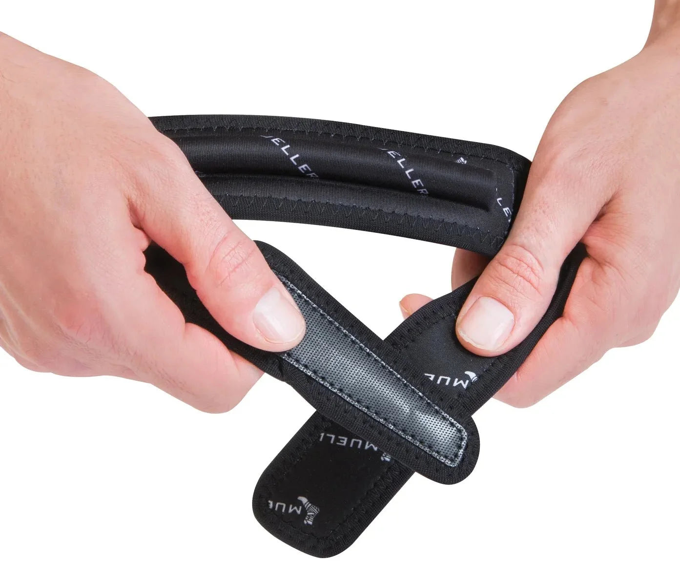 Mueller Sport Care Jumper's Knee Strap 2