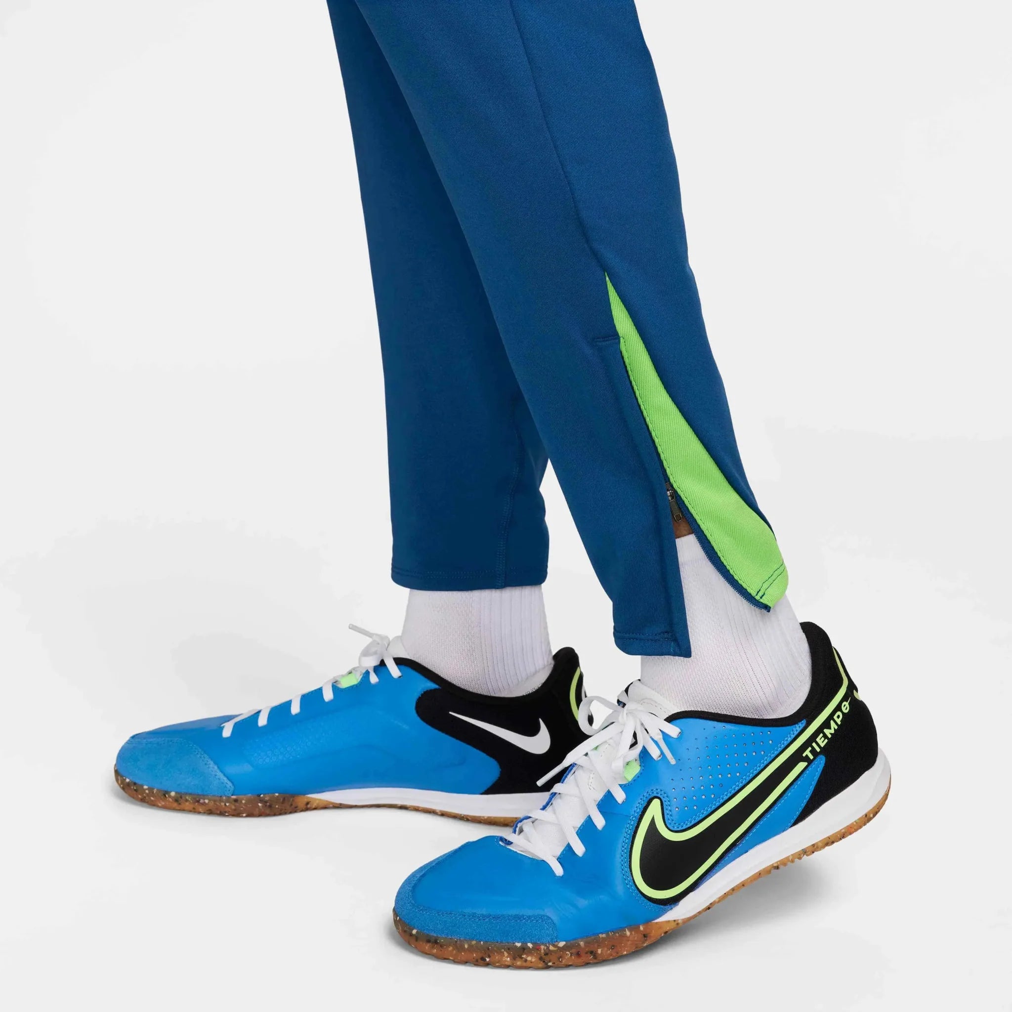 Nike 2024-25 Brazil Men's Strike Pants KPZ 6