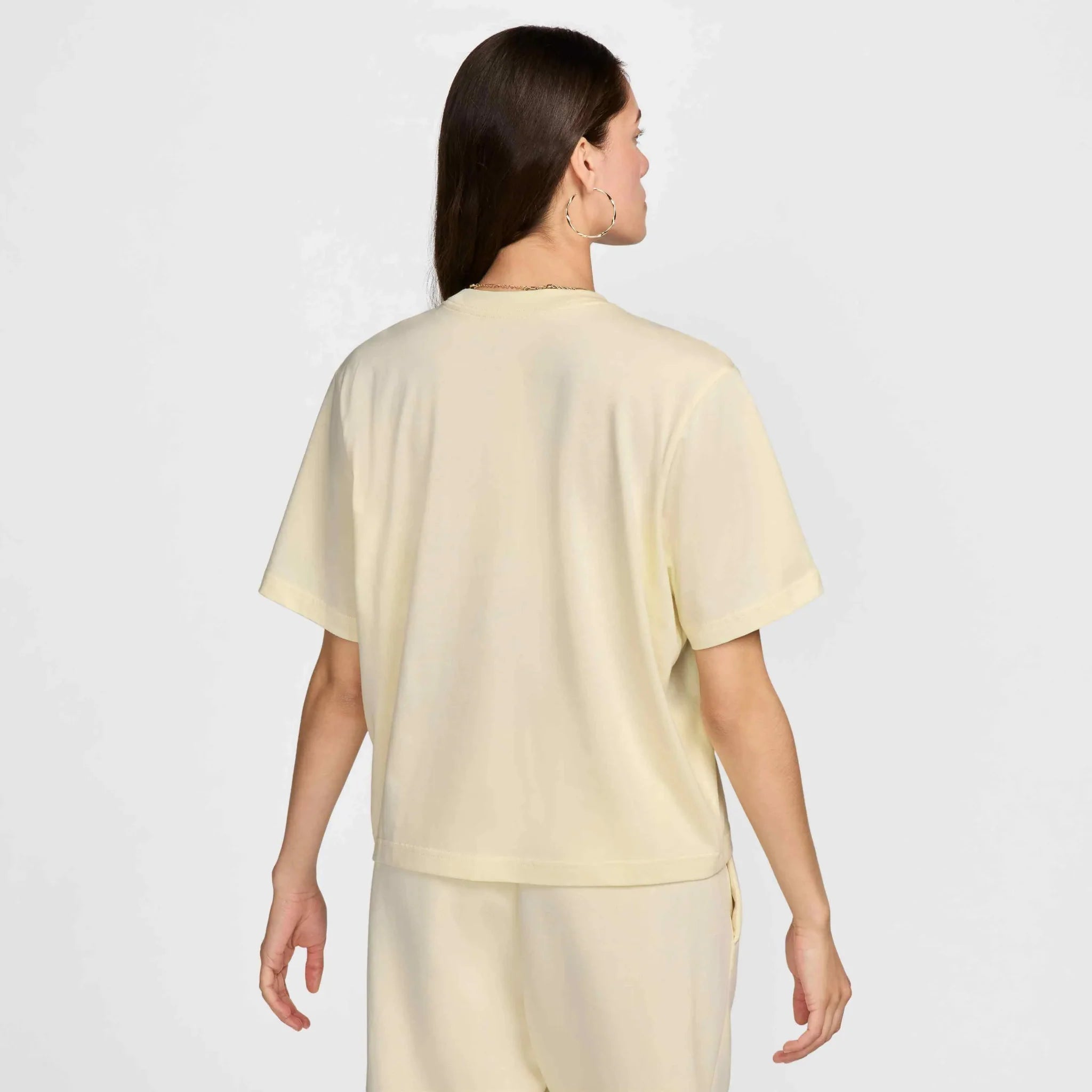 Nike 2024-25 Brazil Women's Earth SS Tee 2