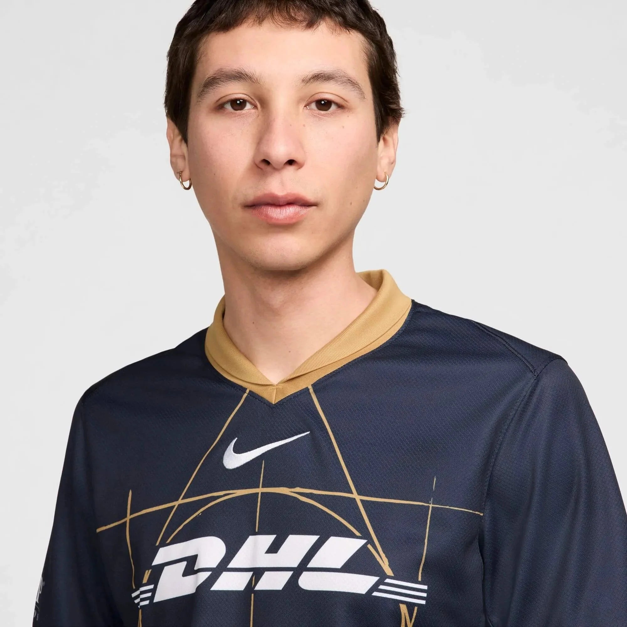 Nike 2024-25 Pumas Men's Stadium Away Jersey 3