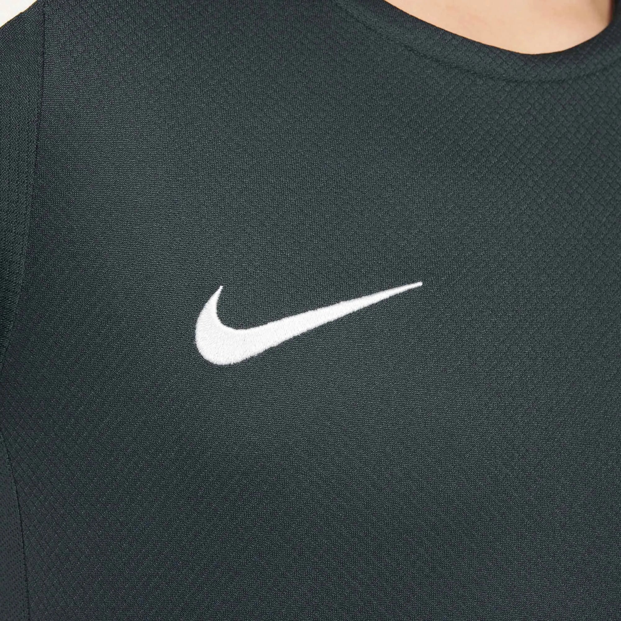 Nike 2025-2026 Chelsea Youth Dri-Fit Strike Top 5