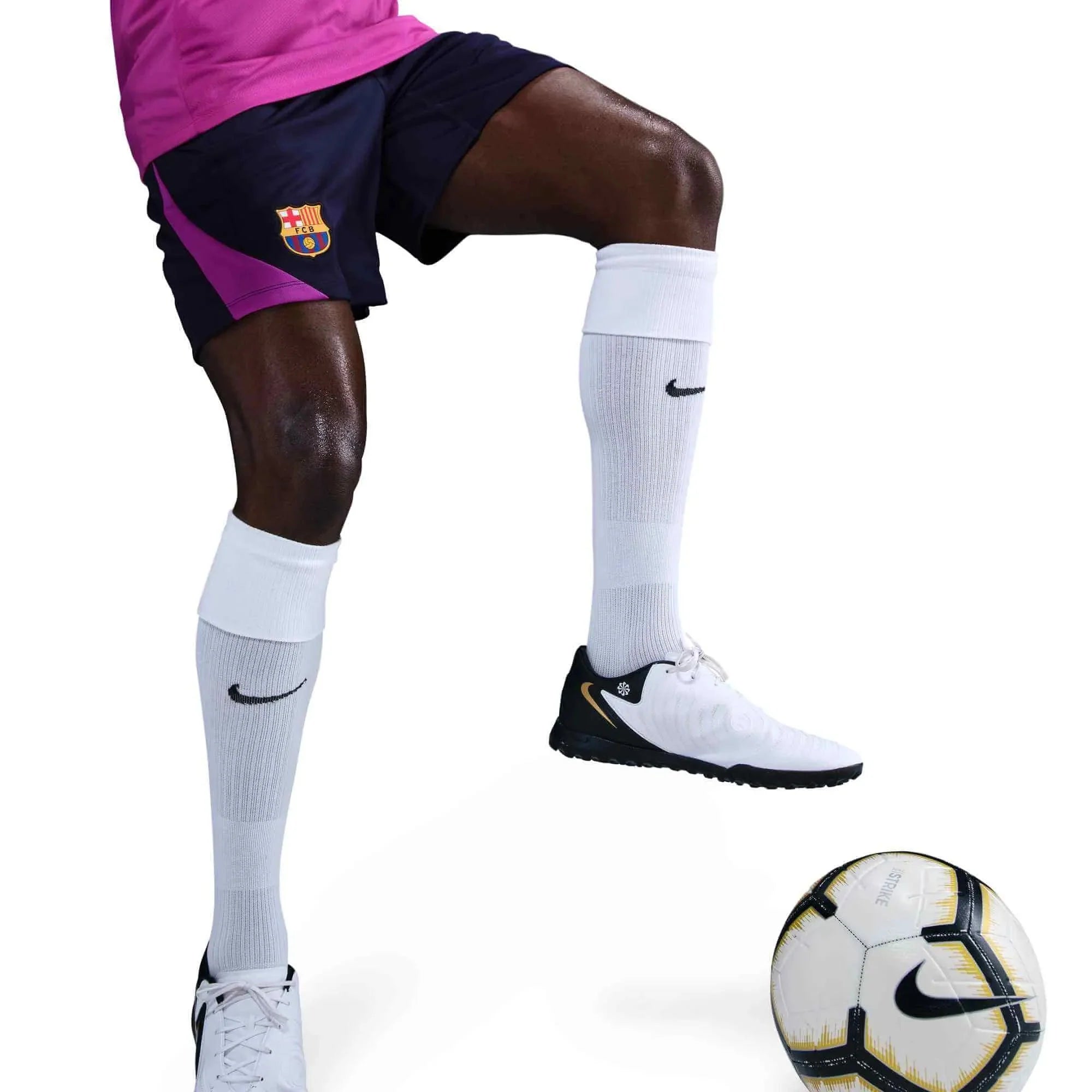 Nike 2025-26 Barcelona Men's Strike Shorts 4