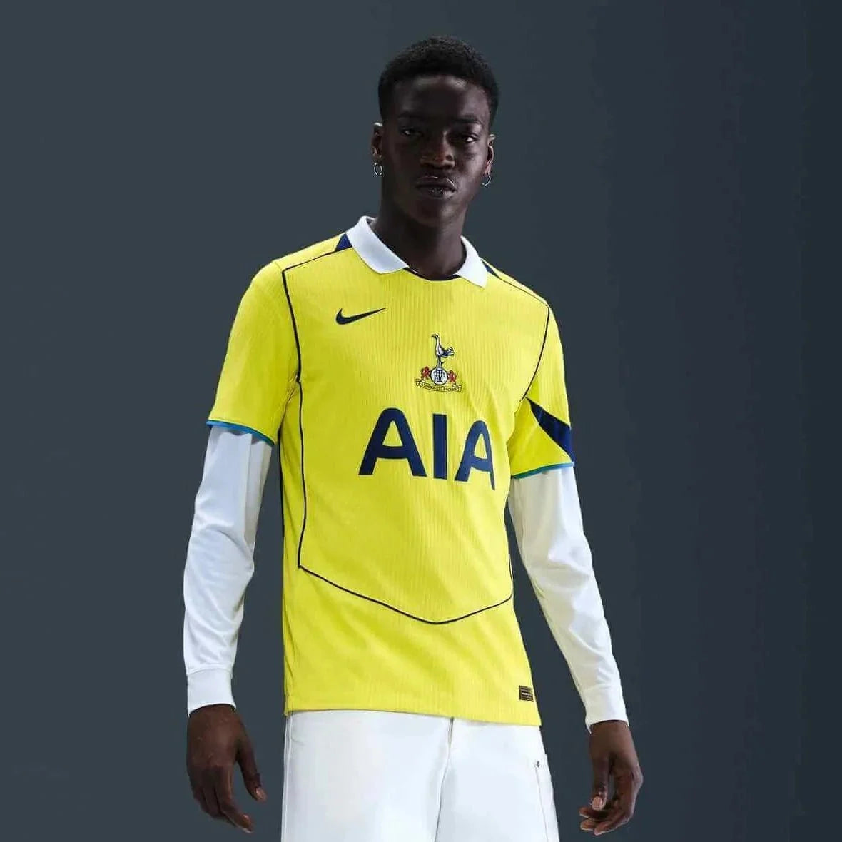 Nike 2025-26 Tottenham Men's Authentic Third Soccer Jersey 3