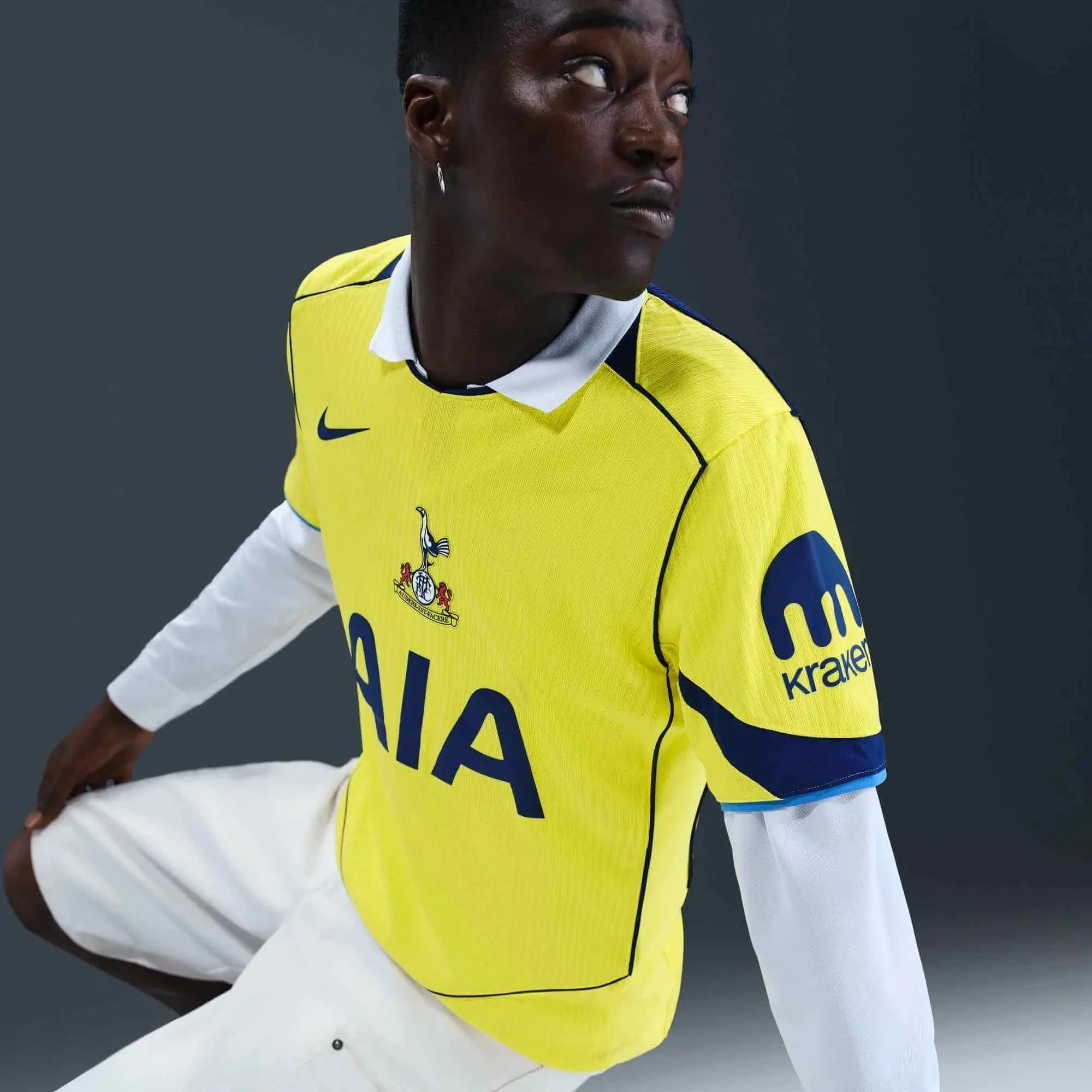 Nike 2025-26 Tottenham Men's Authentic Third Soccer Jersey 6