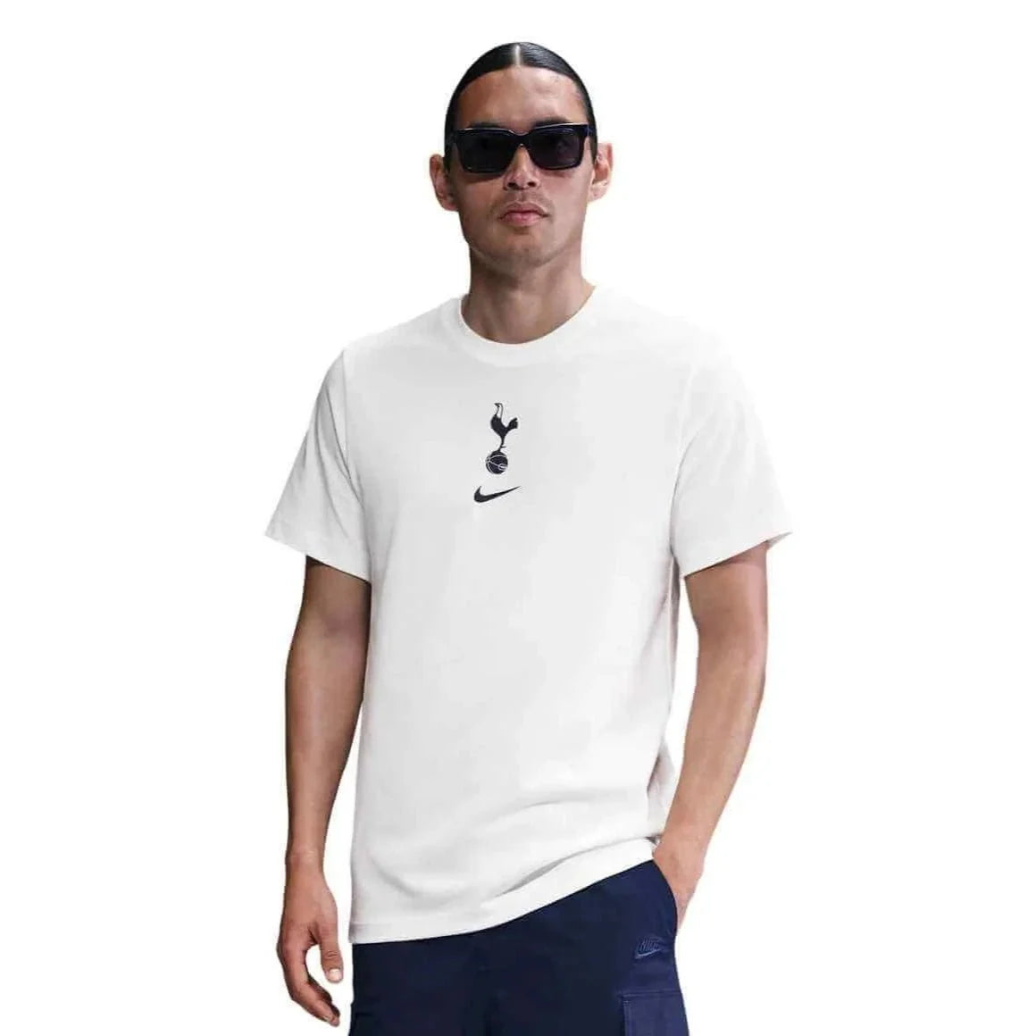 Nike 2025-26 Tottenham Men's Crest Tee 1