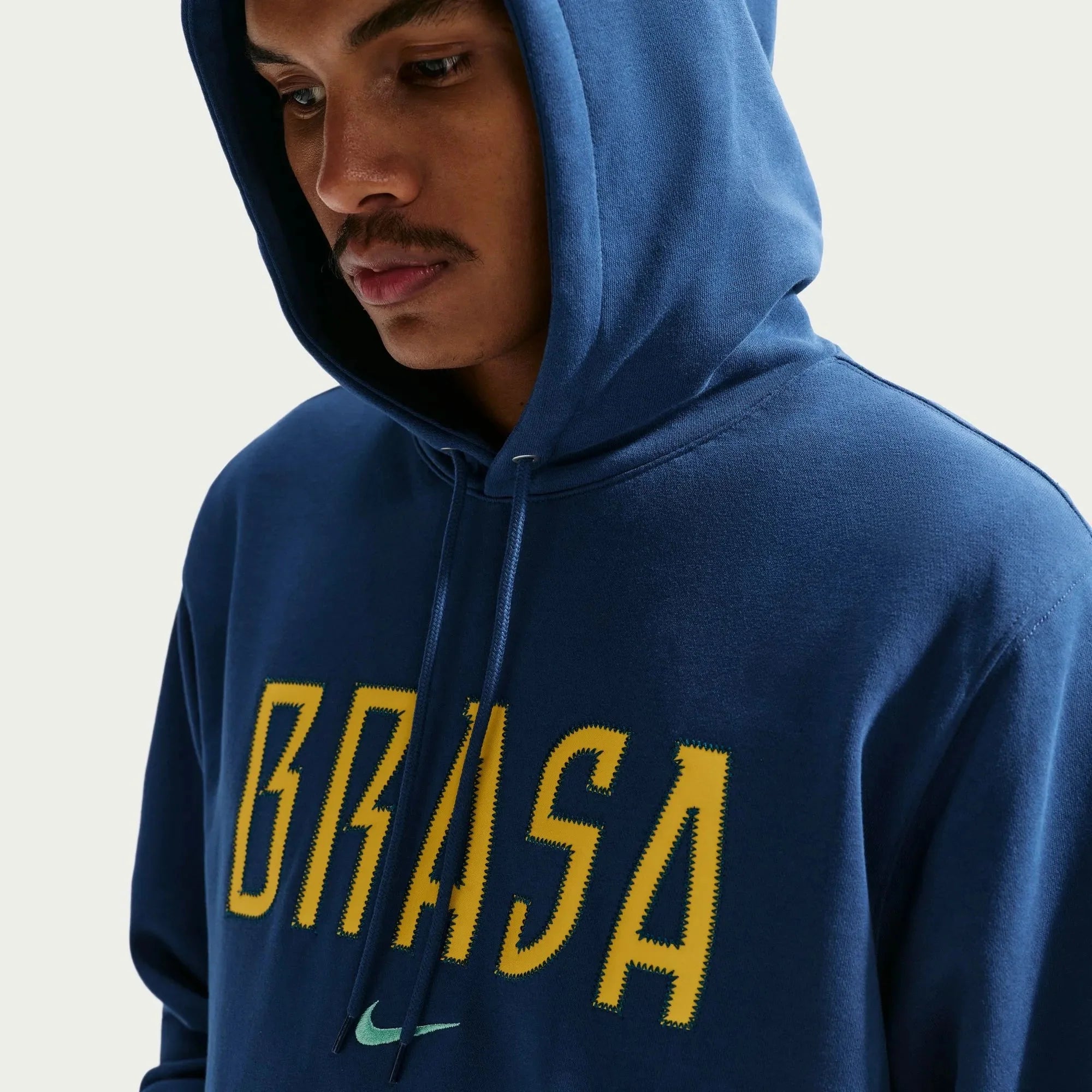 Nike 2026 Brazil Men's Club French Terry Pullover Hoodie 4