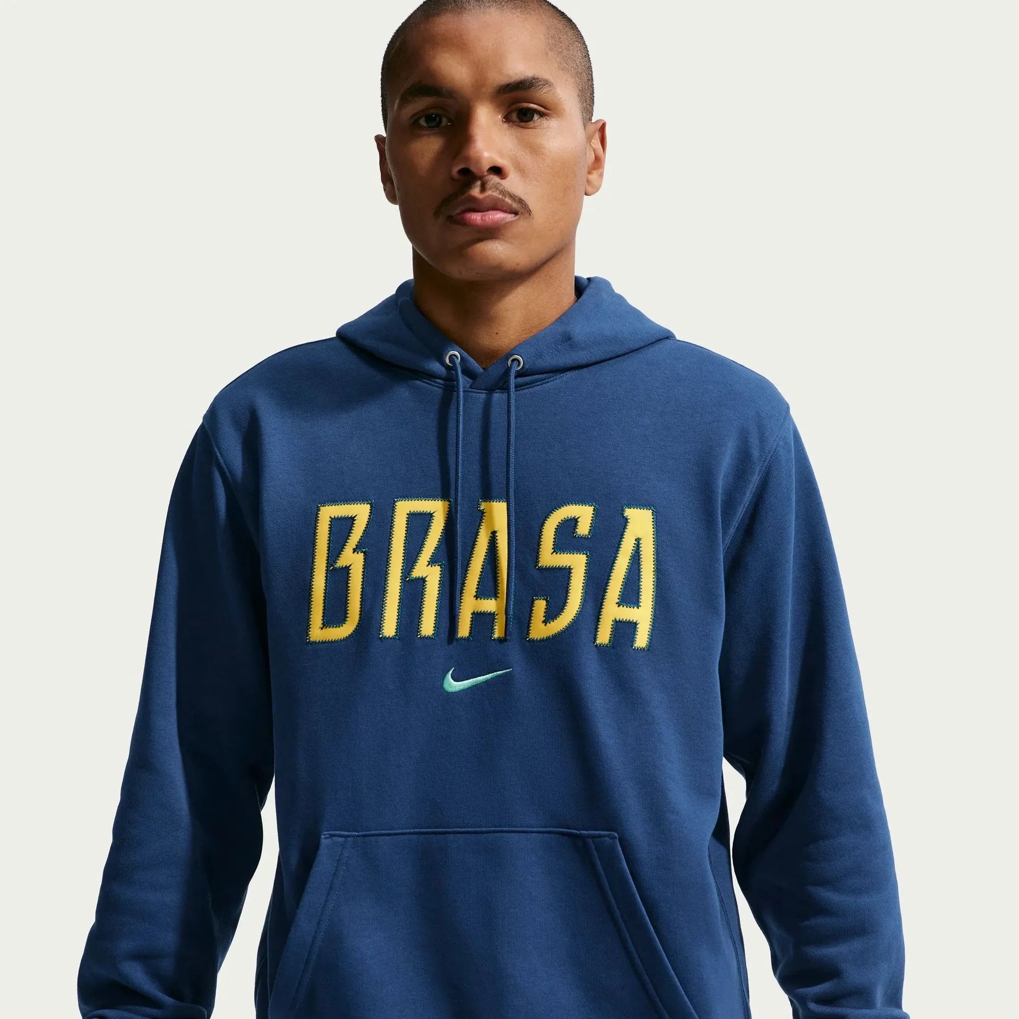 Nike 2026 Brazil Men's Club French Terry Pullover Hoodie 3