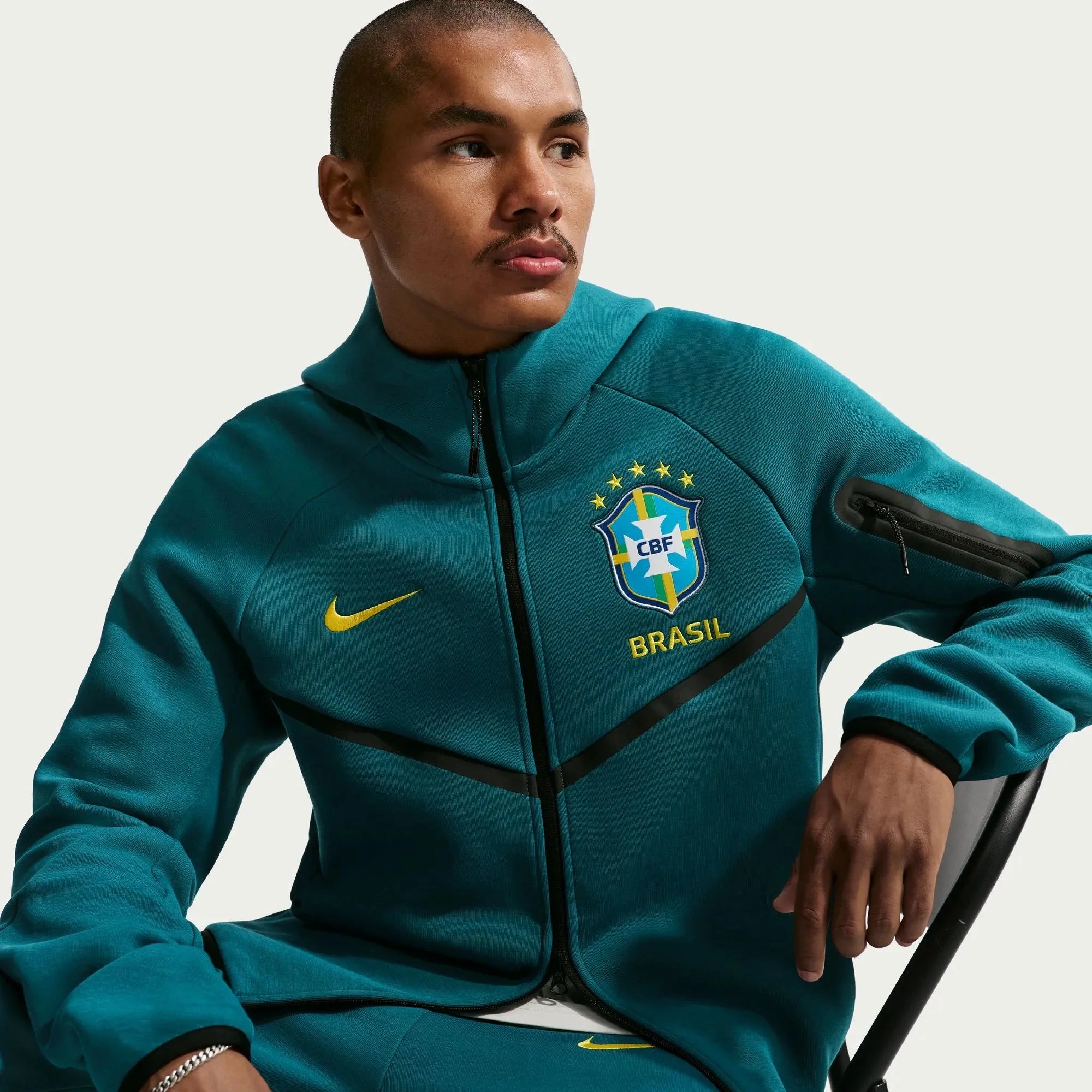 Nike 2026 Brazil Men's Full-Zip Tech Fleece Hoodie 4