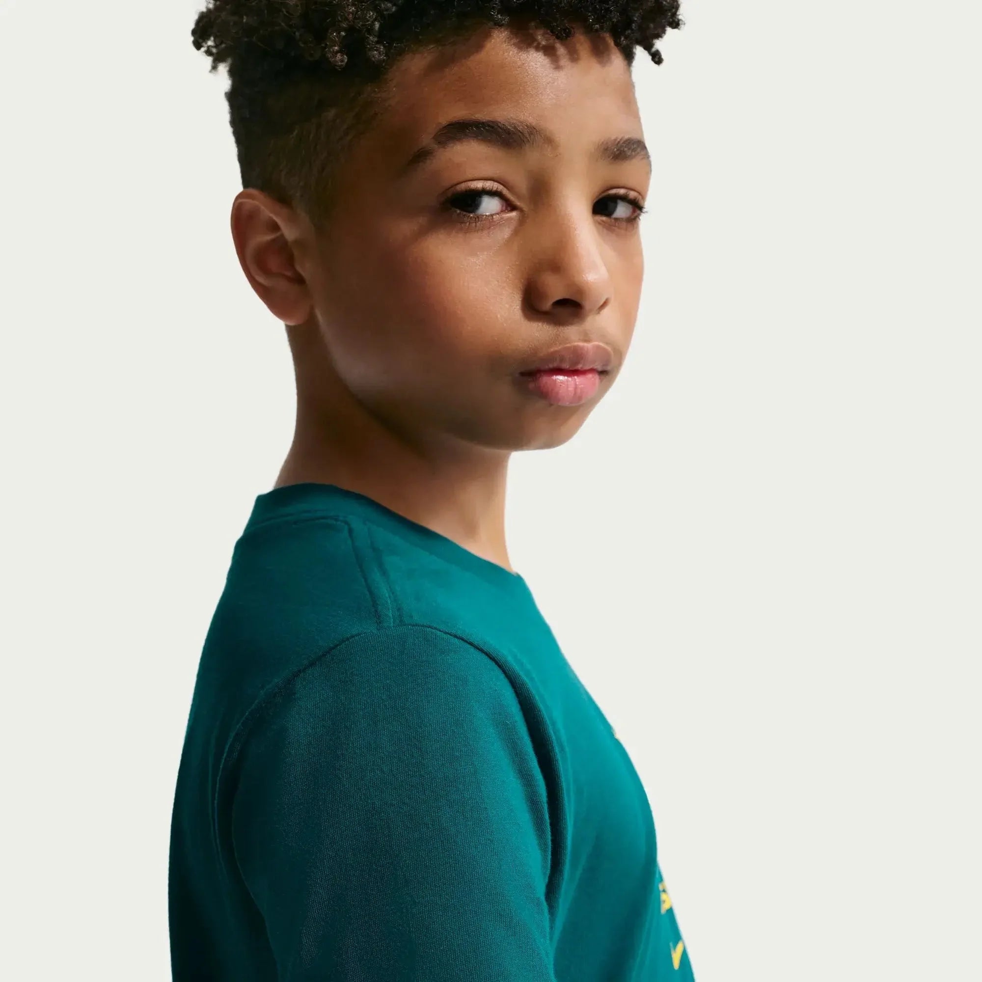 Nike 2026 Brazil Youth Crest Tee 5