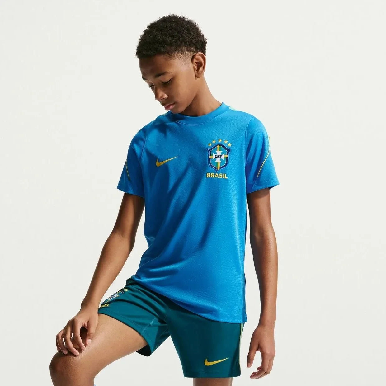 Nike 2026 Brazil Youth Strike Top 1