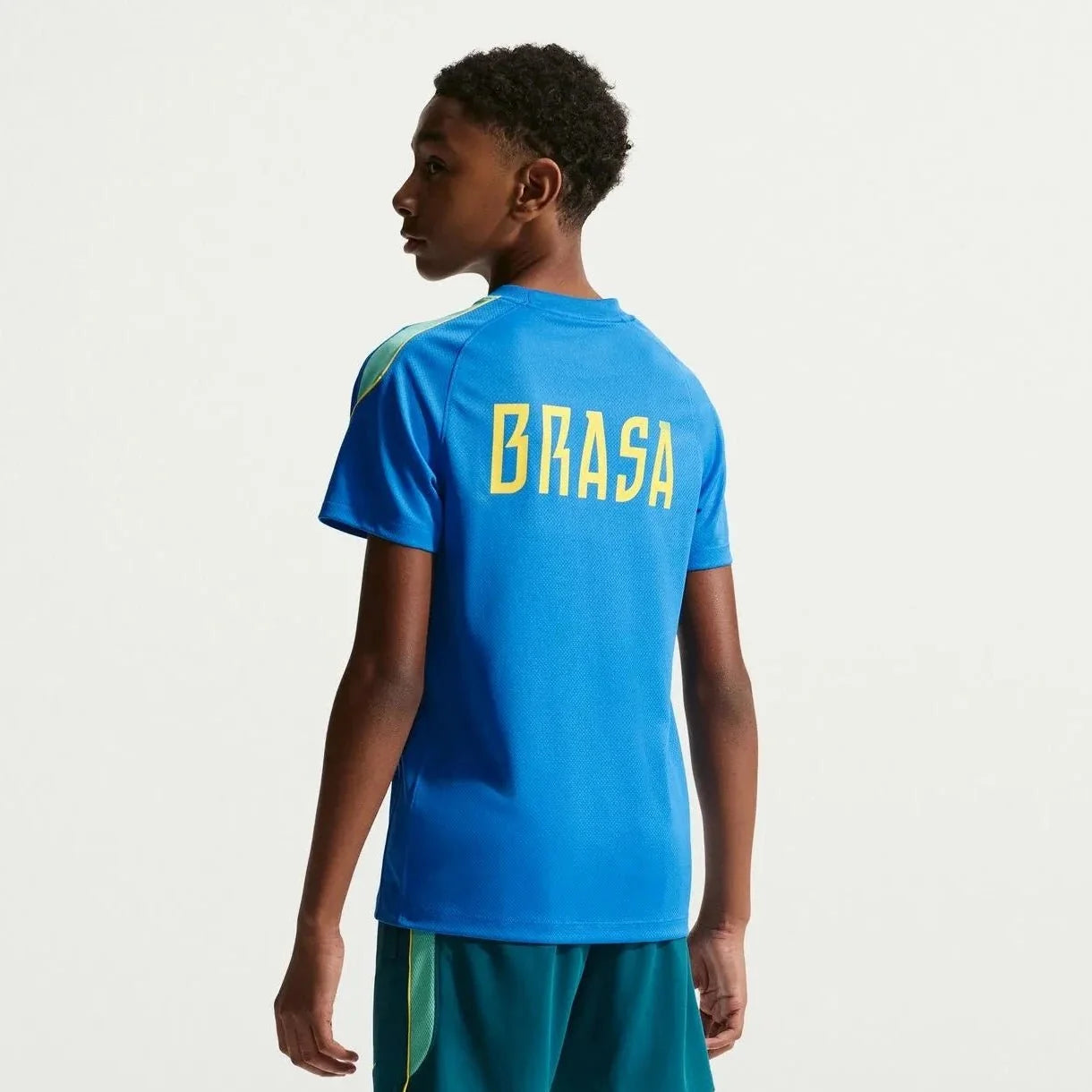 Nike 2026 Brazil Youth Strike Top 2