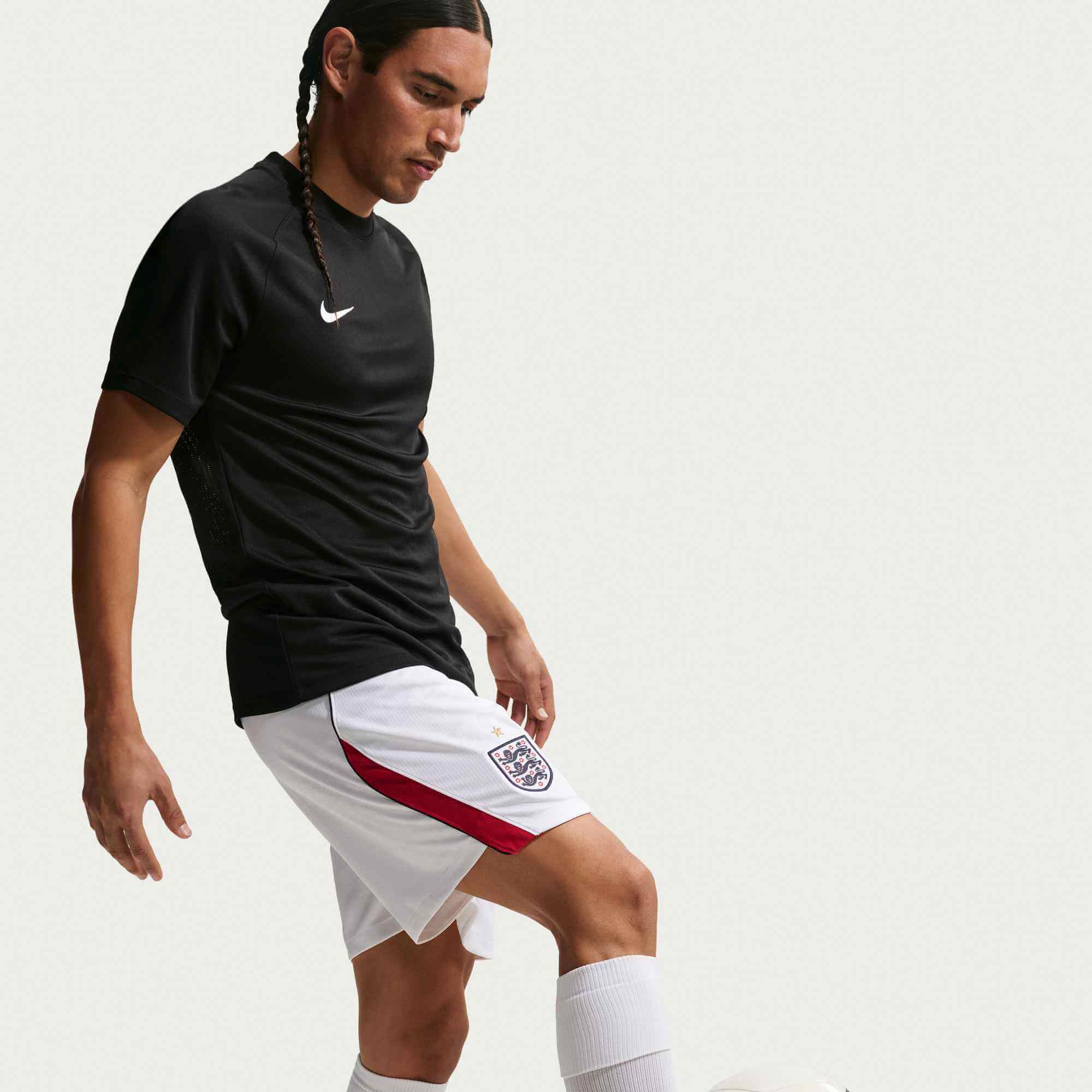 Nike 2026 England Men's Stadium Home Shorts 3