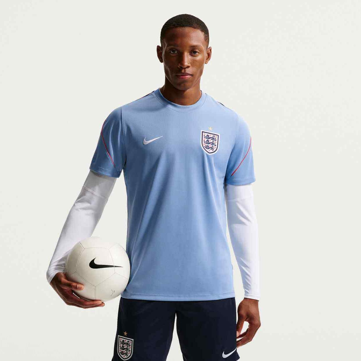 Nike 2026 England Men's Strike Top 1