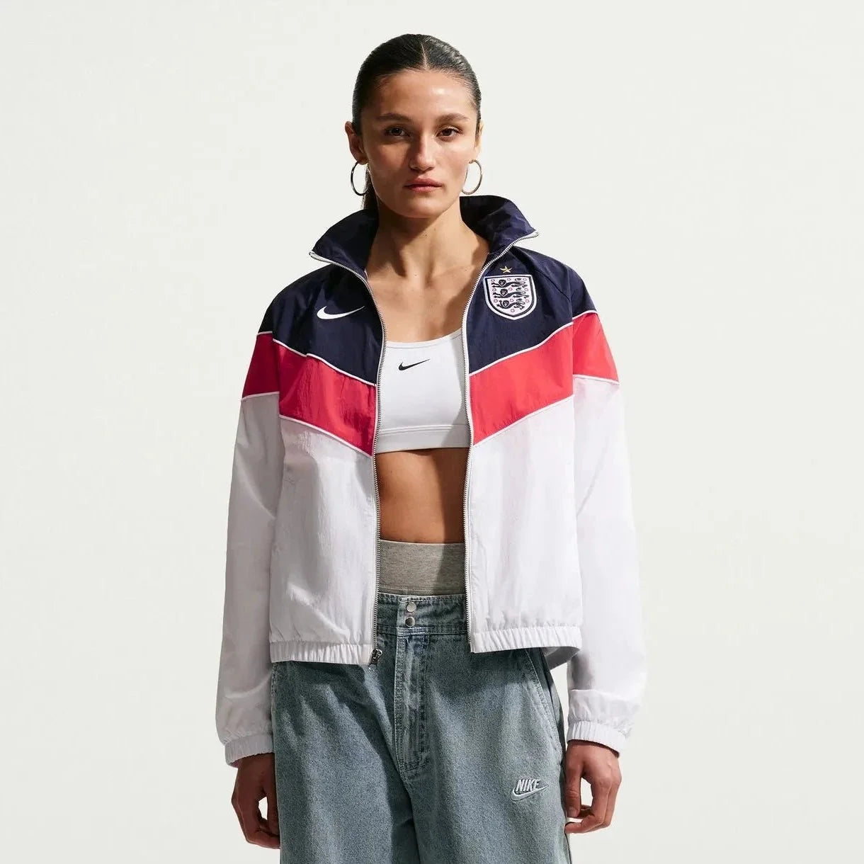 Nike 2026 England Women's UV Woven Jacket 1