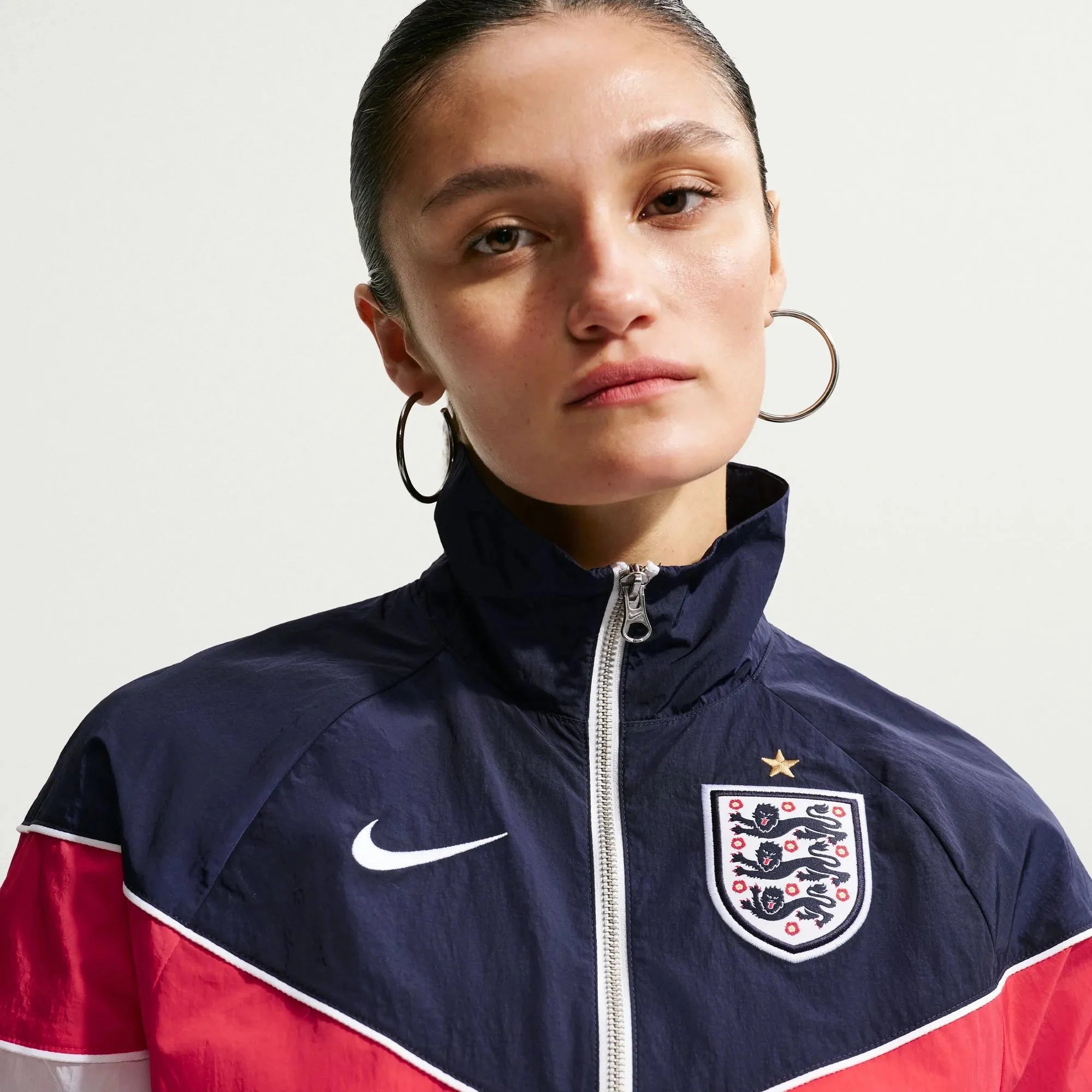 Nike 2026 England Women's UV Woven Jacket 5