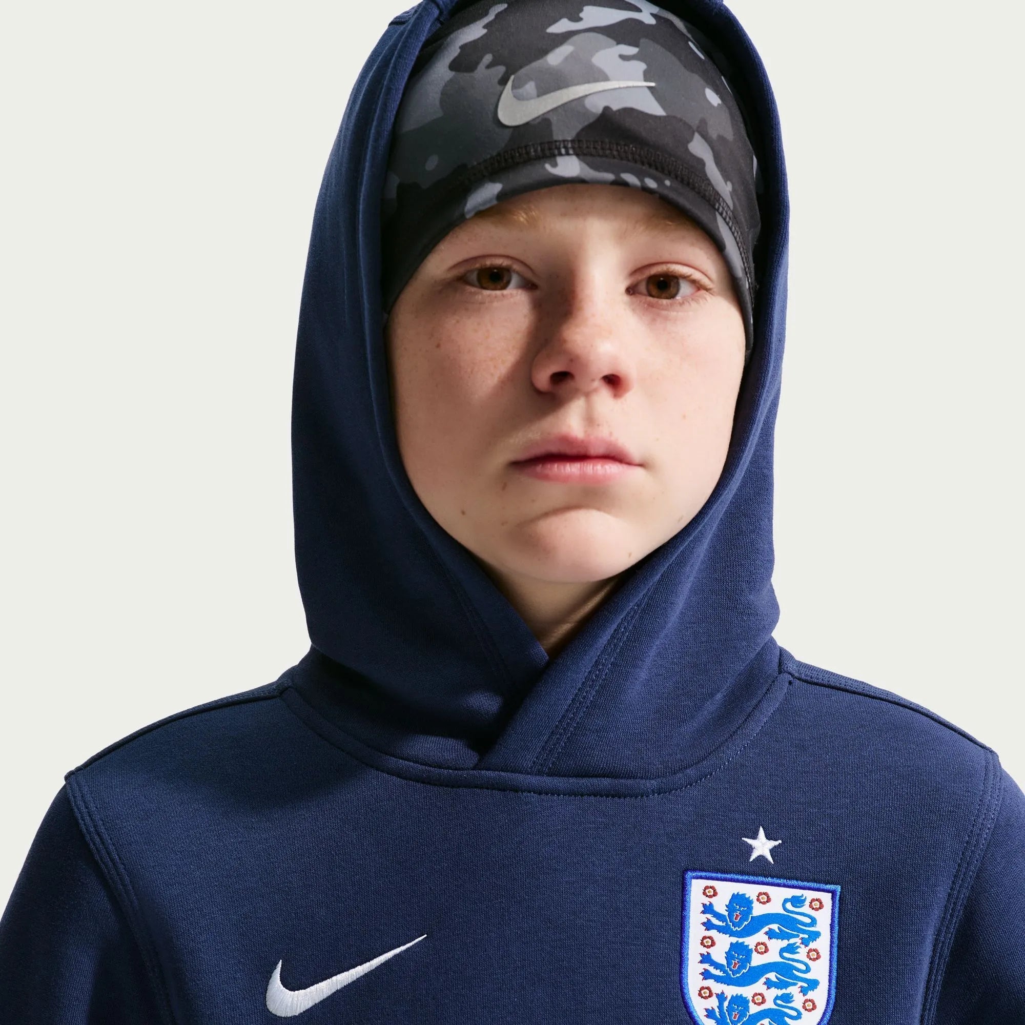 Nike 2026 England Youth Club Pullover Hoodie 5