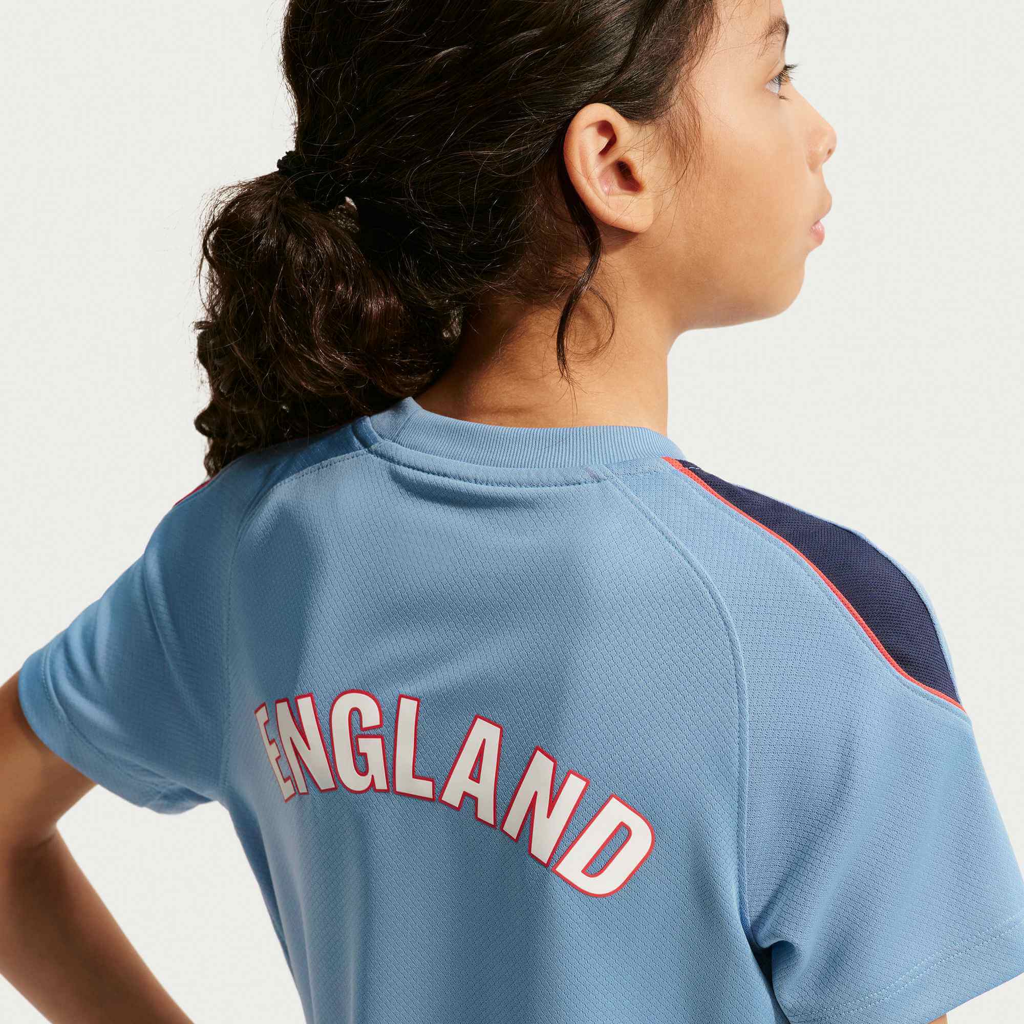 Nike 2026 England Youth Strike Top 6