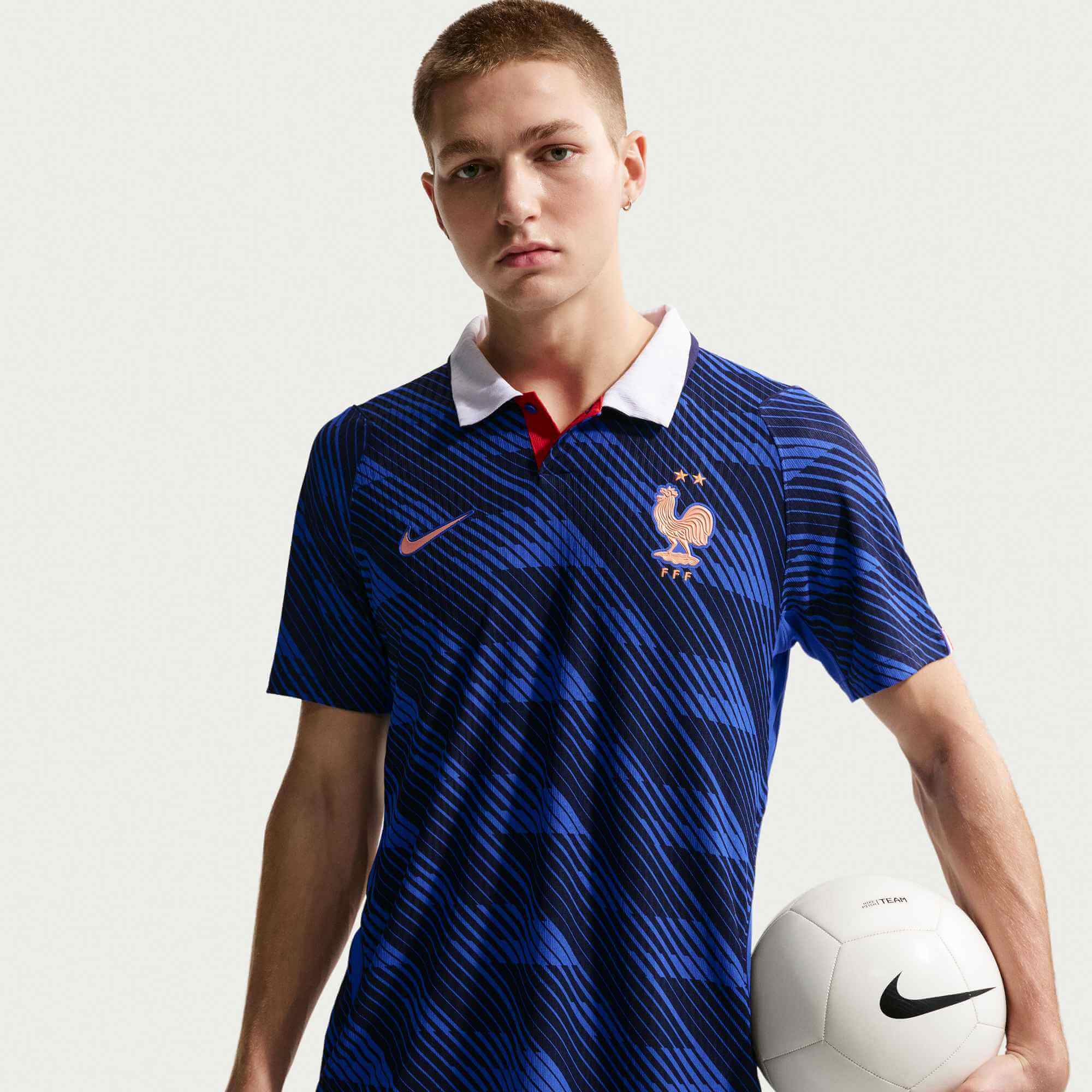 Nike 2026 France Men's Authentic Home Soccer Jersey 6