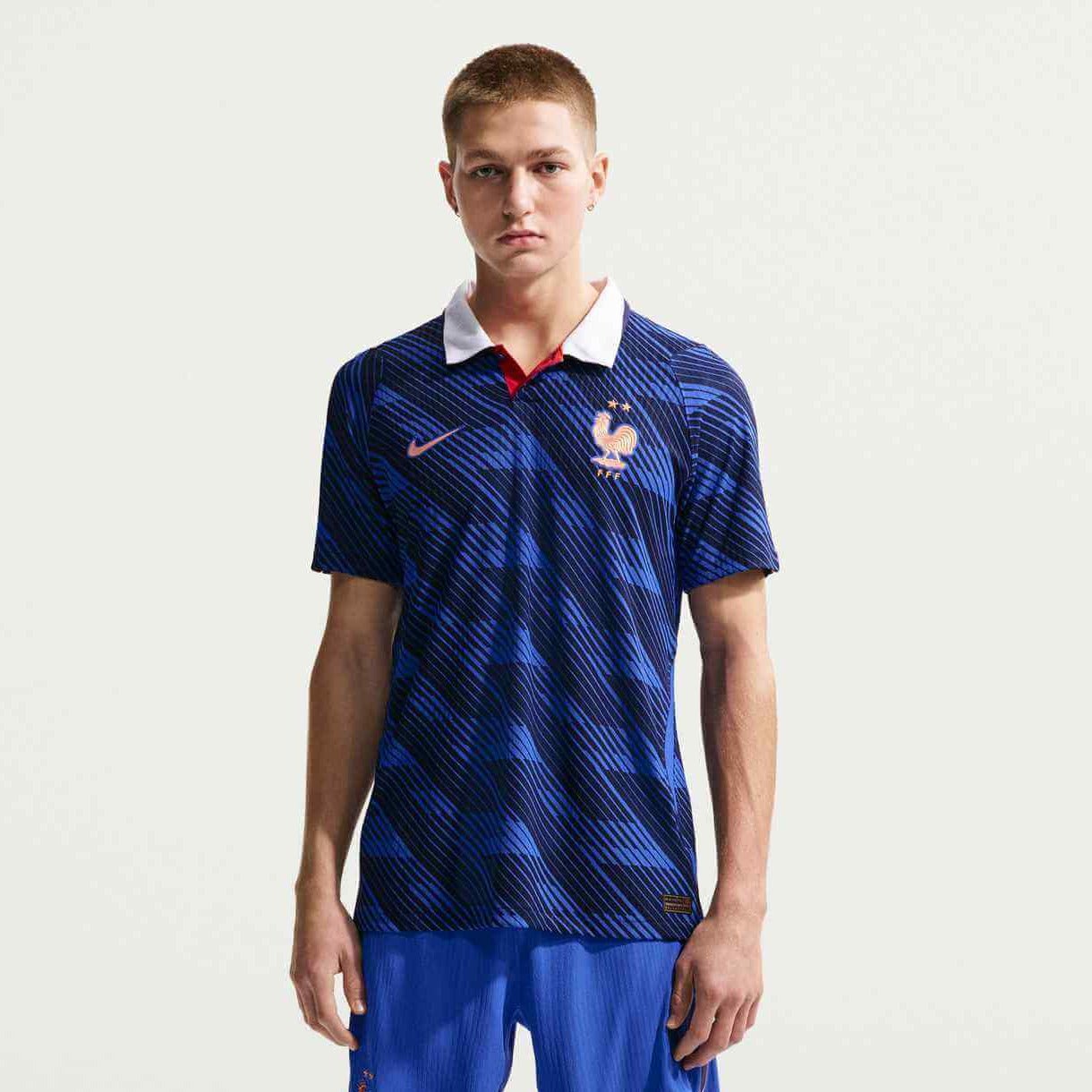 Nike 2026 France Men's Authentic Home Soccer Jersey 4