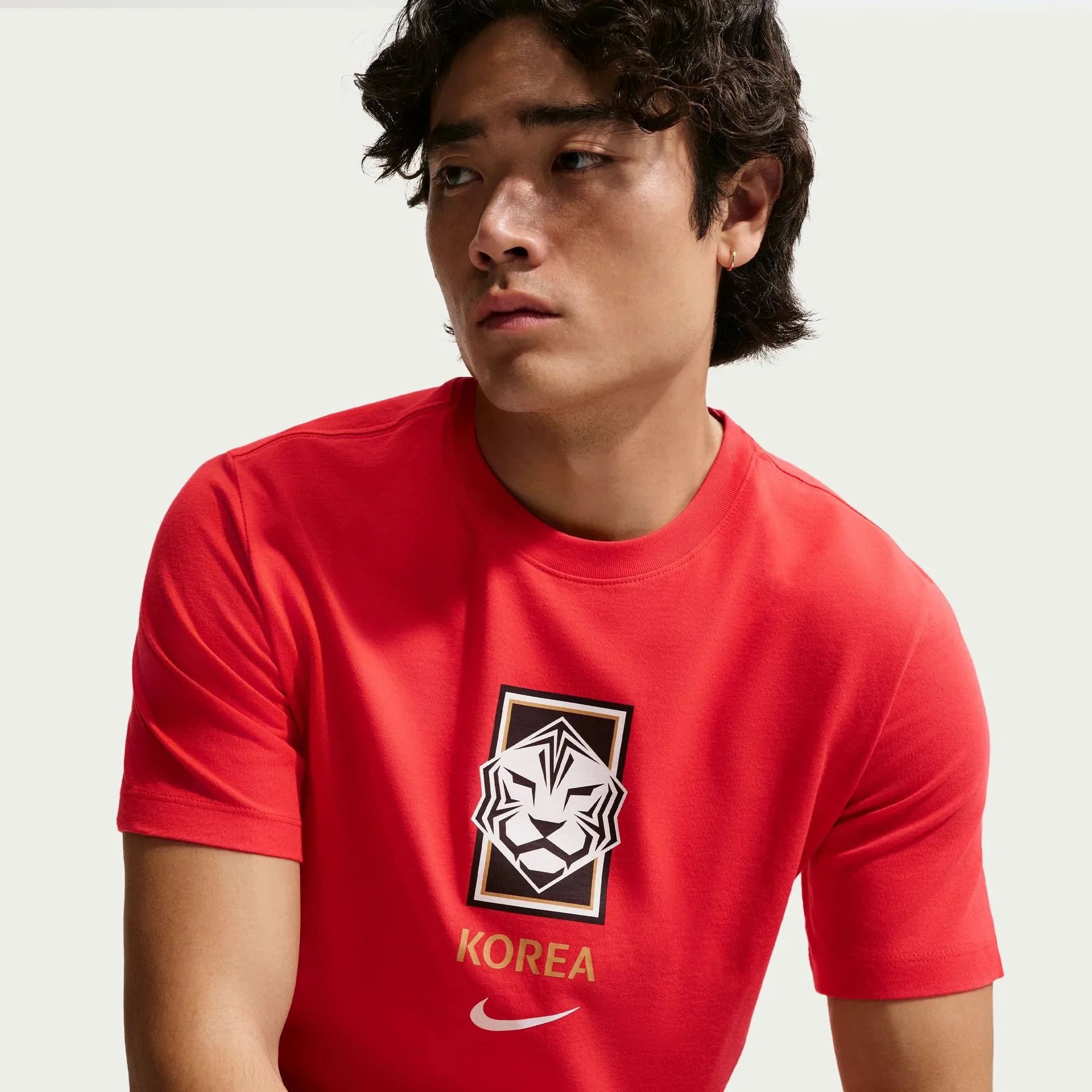 Nike 2026 Korea Men's Crest Tee 4