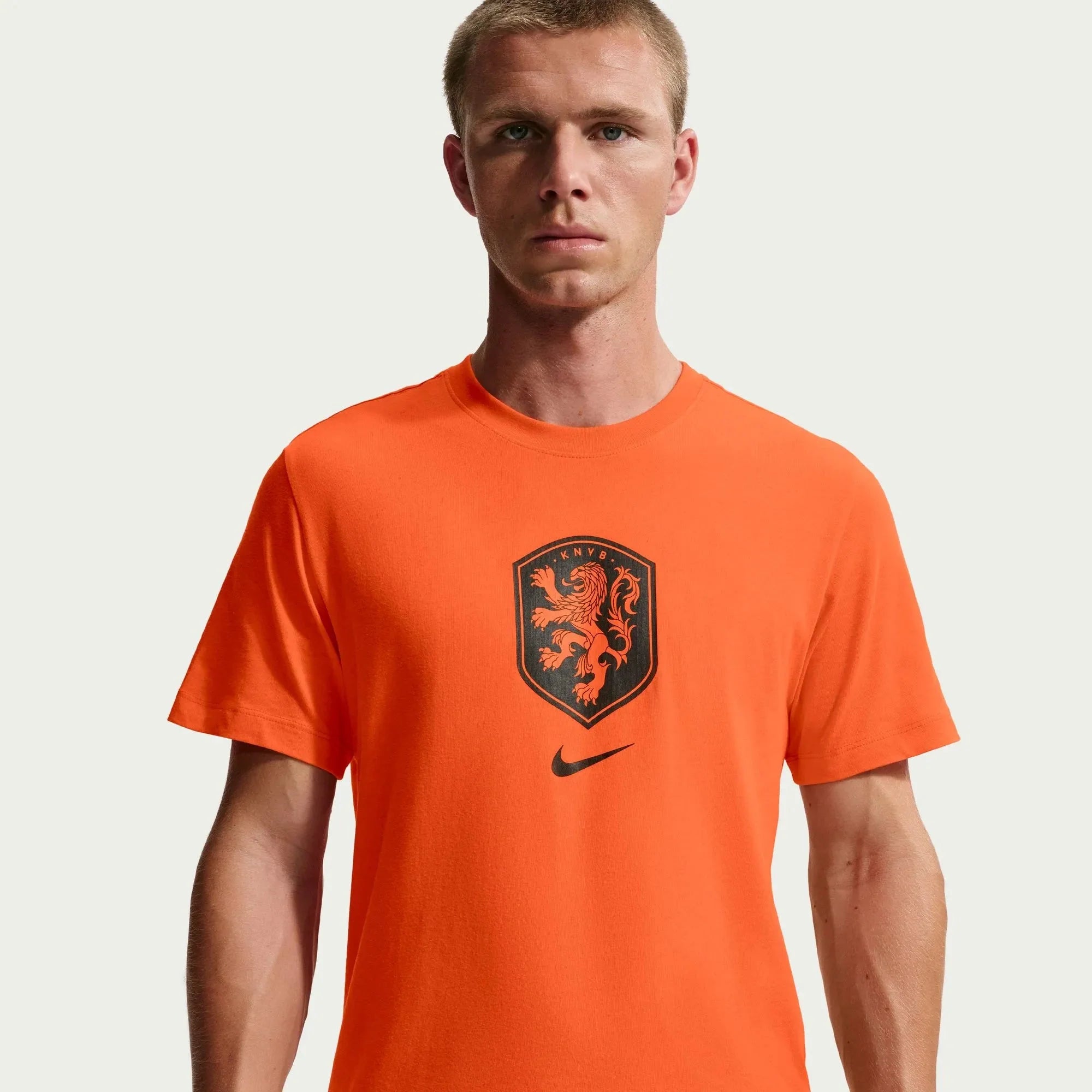 Nike 2026 Netherlands Men's Crest Tee 3