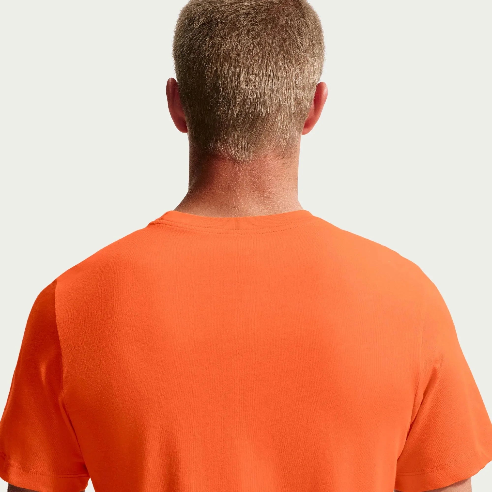 Nike 2026 Netherlands Men's Crest Tee 5