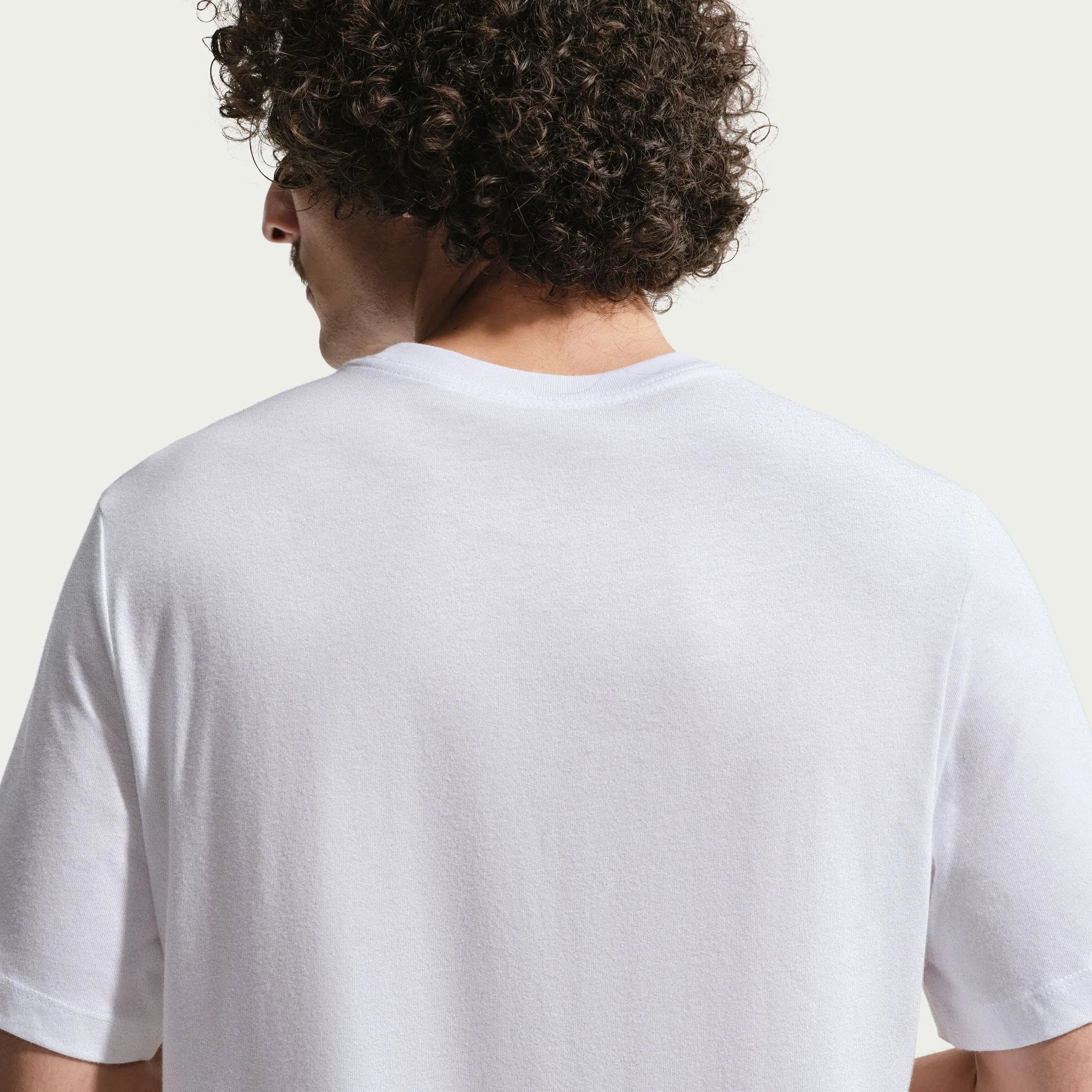 Nike 2026 Netherlands Men's Crest Tee 5