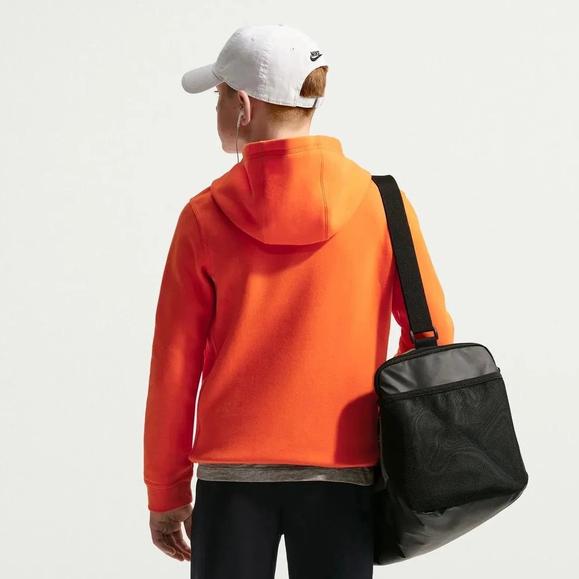Nike 2026 Netherlands Youth Club Pullover Hoodie 2