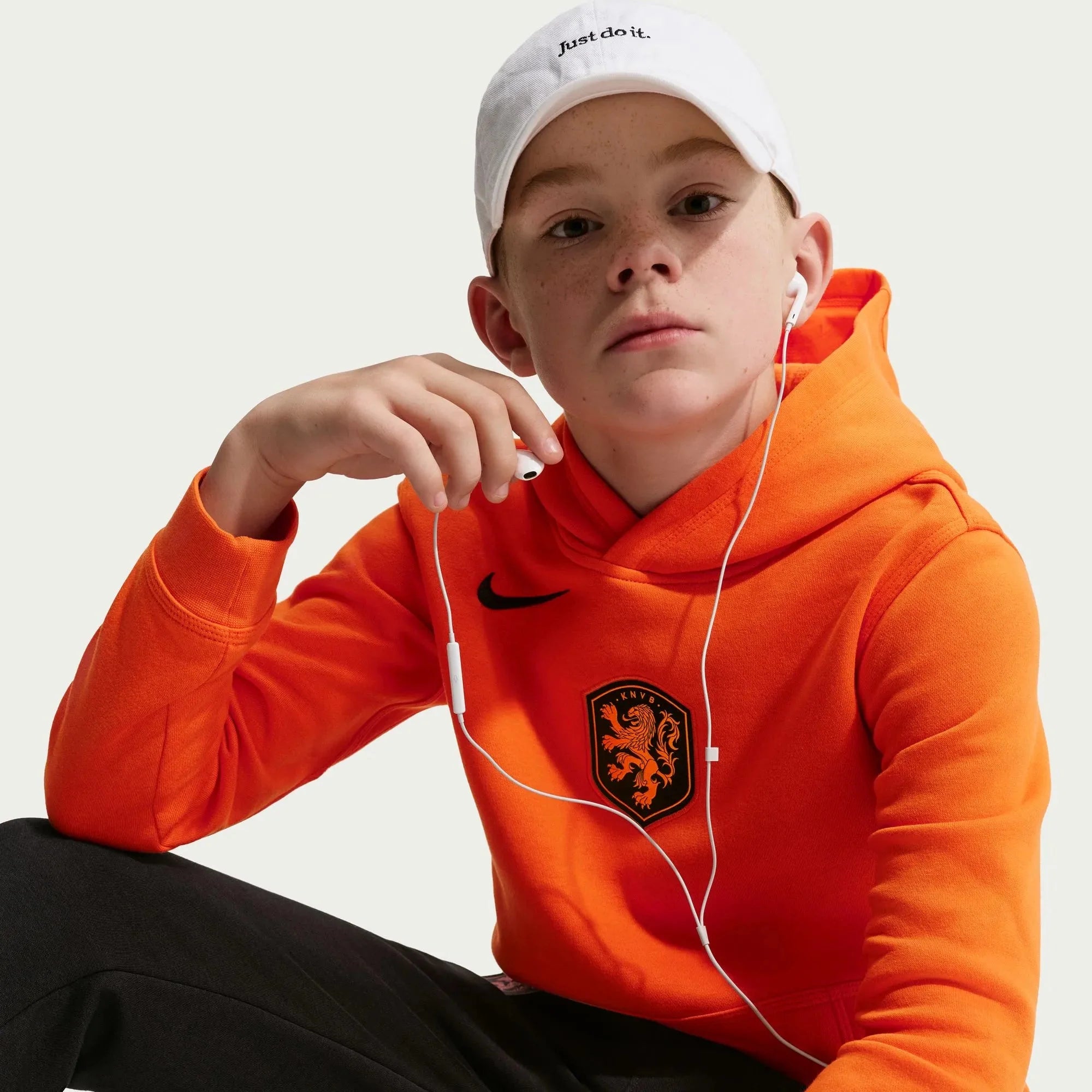 Nike 2026 Netherlands Youth Club Pullover Hoodie 4