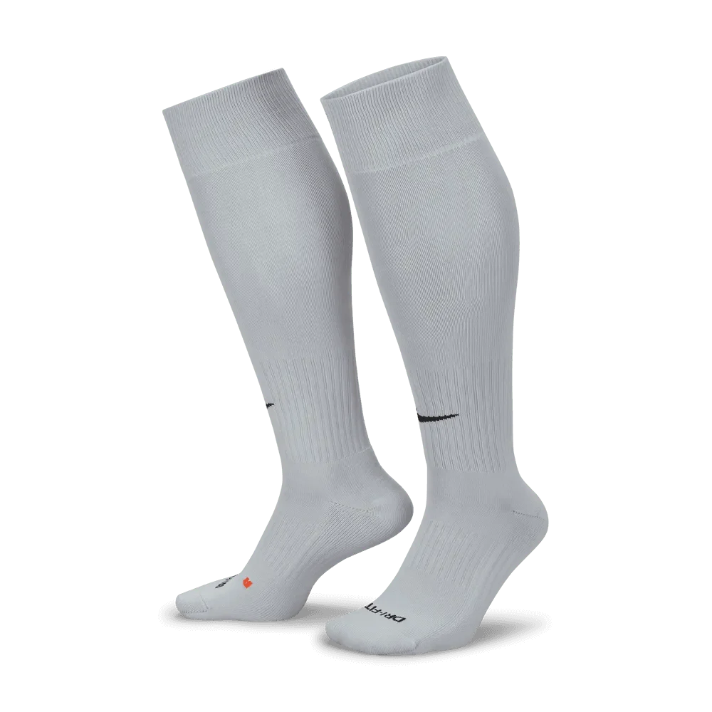 Nike Classic II Cushioned Over-the-Calf Socks 17