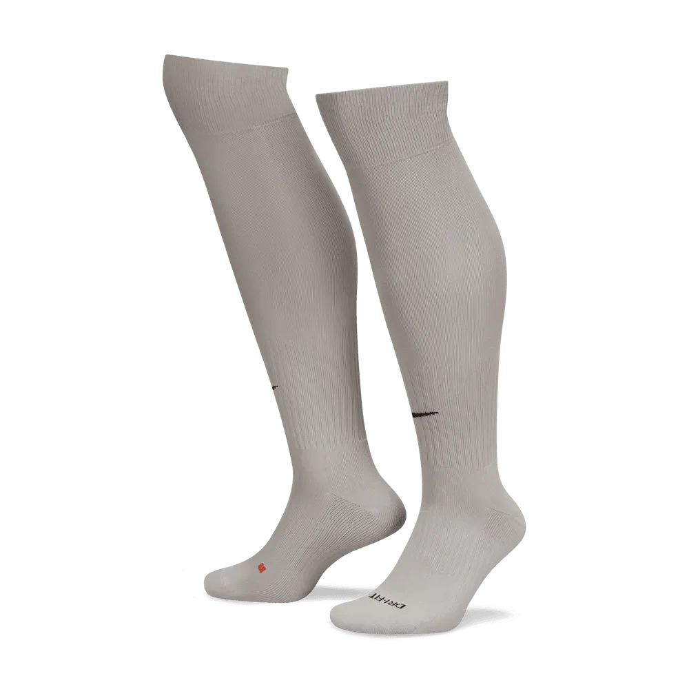 Nike Classic II Cushioned Over-the-Calf Socks 2