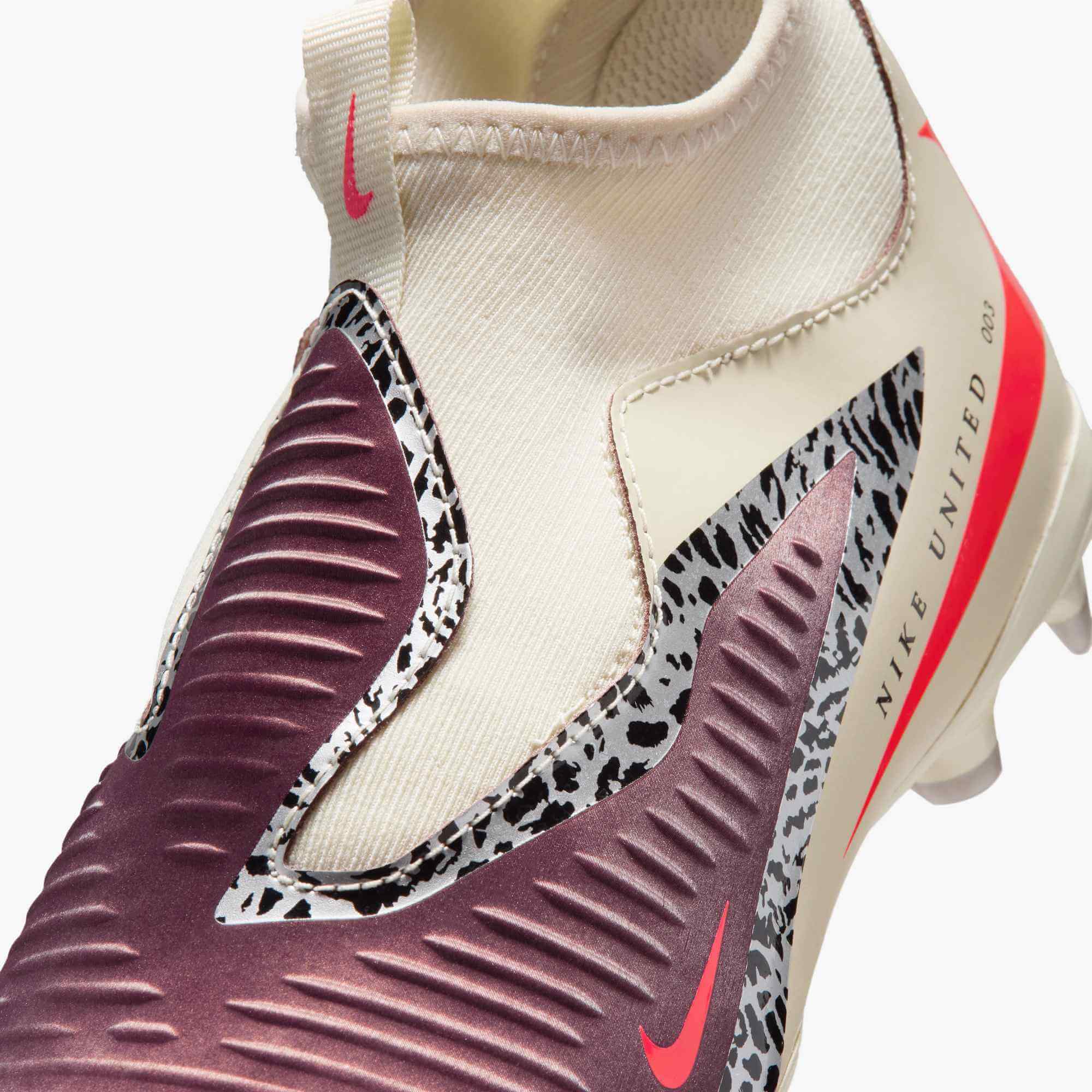 Nike Junior Phantom 6 High Academy NU3 Firm/Multi Ground Soccer Cleats - United NU3 Pack (SU26) 8