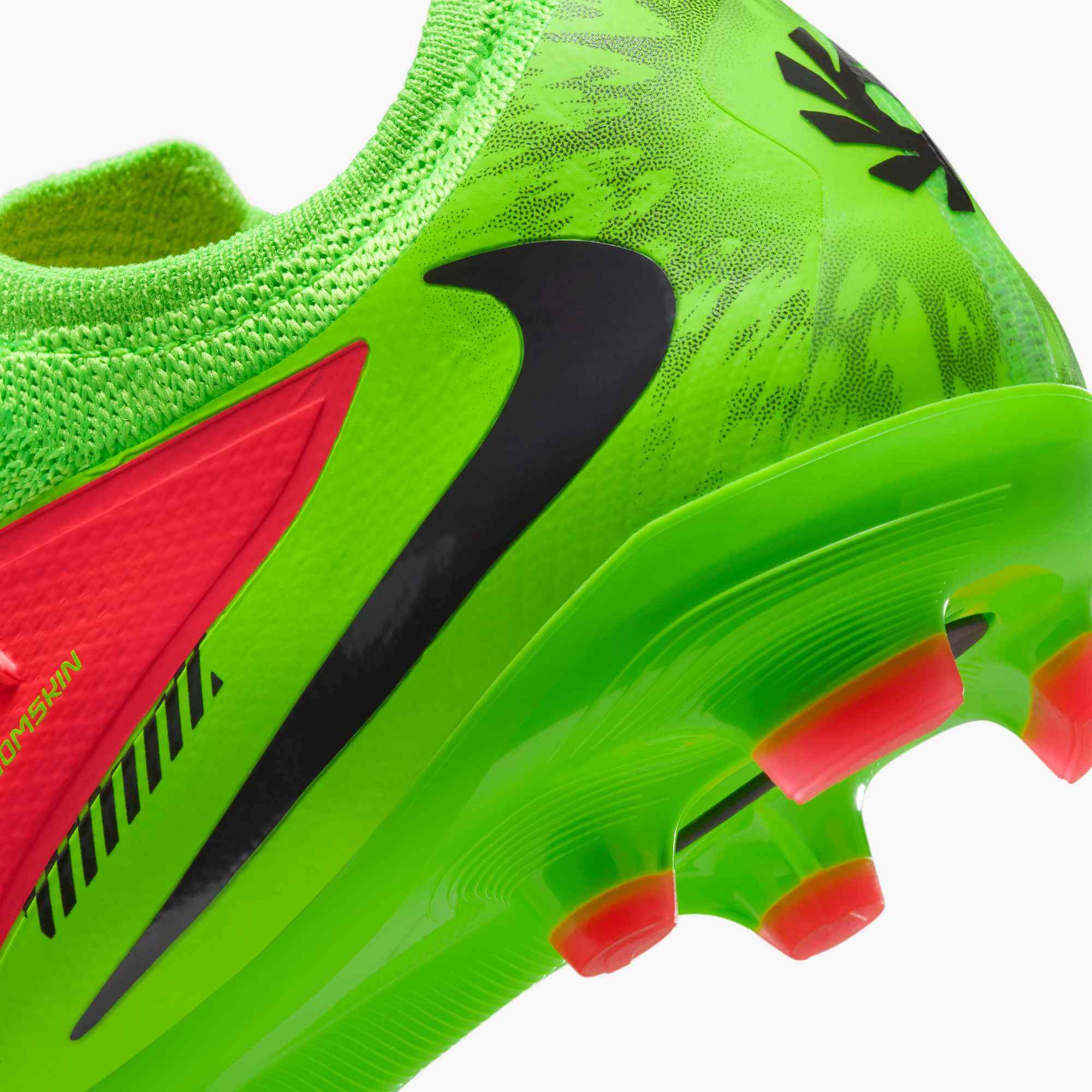 Nike Junior Phantom 6 Low Pro Firm/Multi Ground Soccer Cleats - Haaland PE (SU26) 9