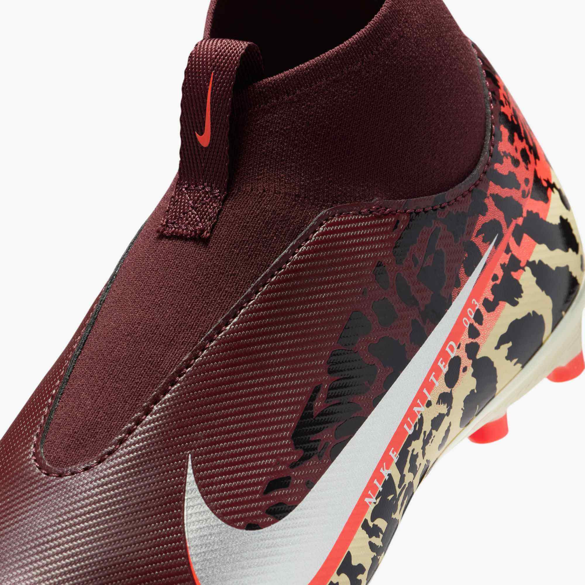 Nike Junior Zoom Superfly 10 Academy NU3 Firm/Multi Ground Soccer Cleats - United NU3 Pack (SU26) 8