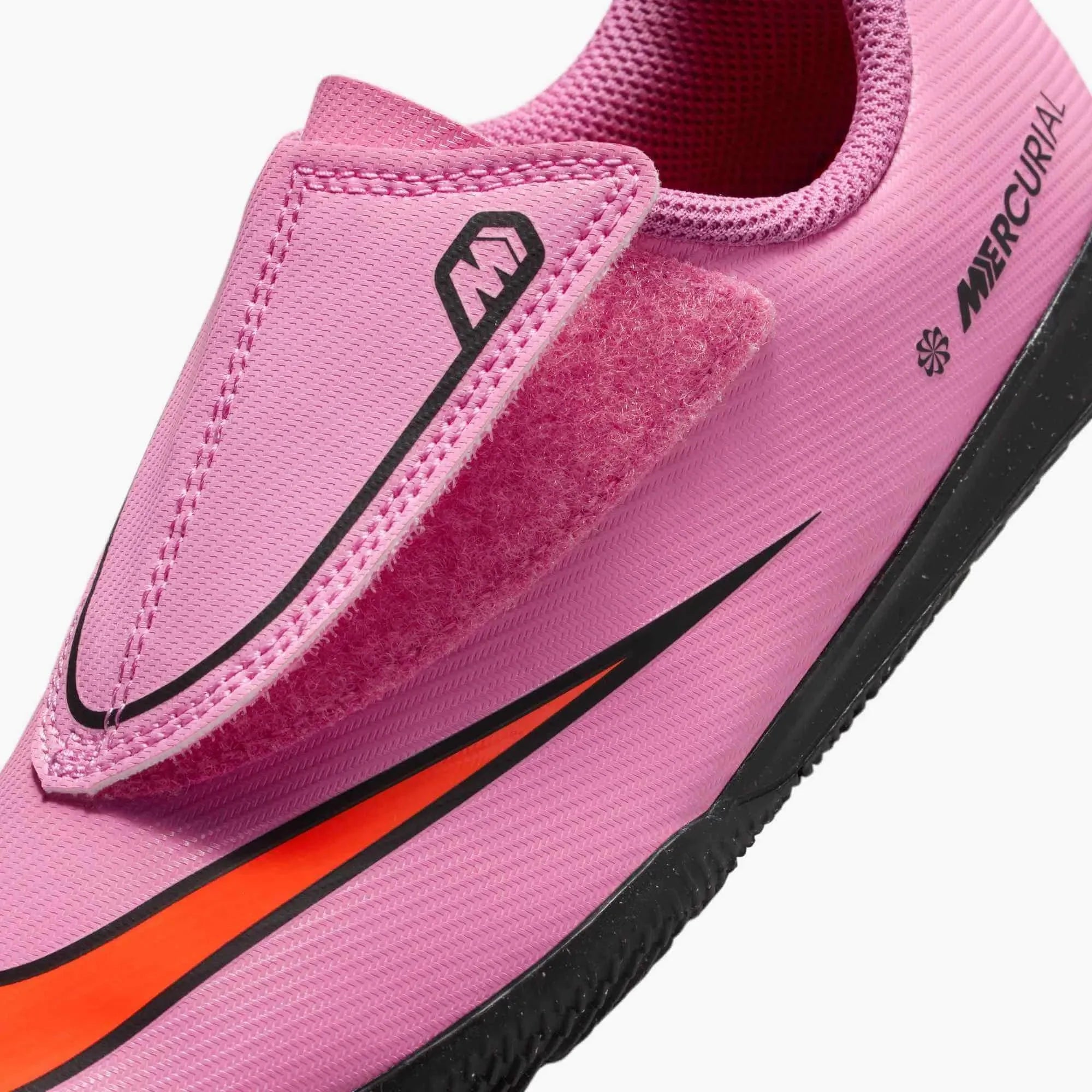 Nike Kids Vapor 16 Club PS (V) Indoor Soccer Shoes - Scary Good Pack (FA25) 7
