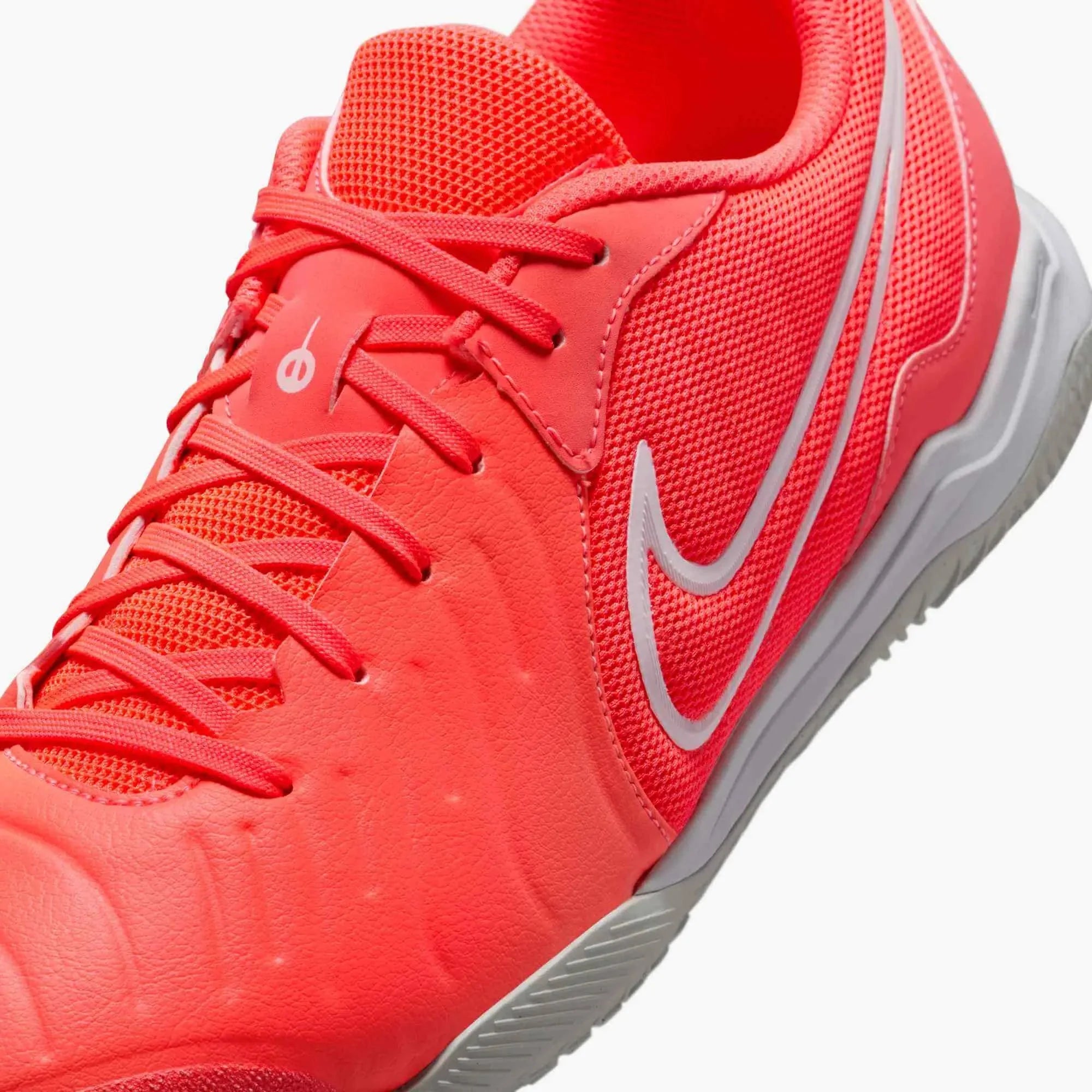 Nike Legend 10 Academy Indoor - Mad Energy Pack (SP25) 7