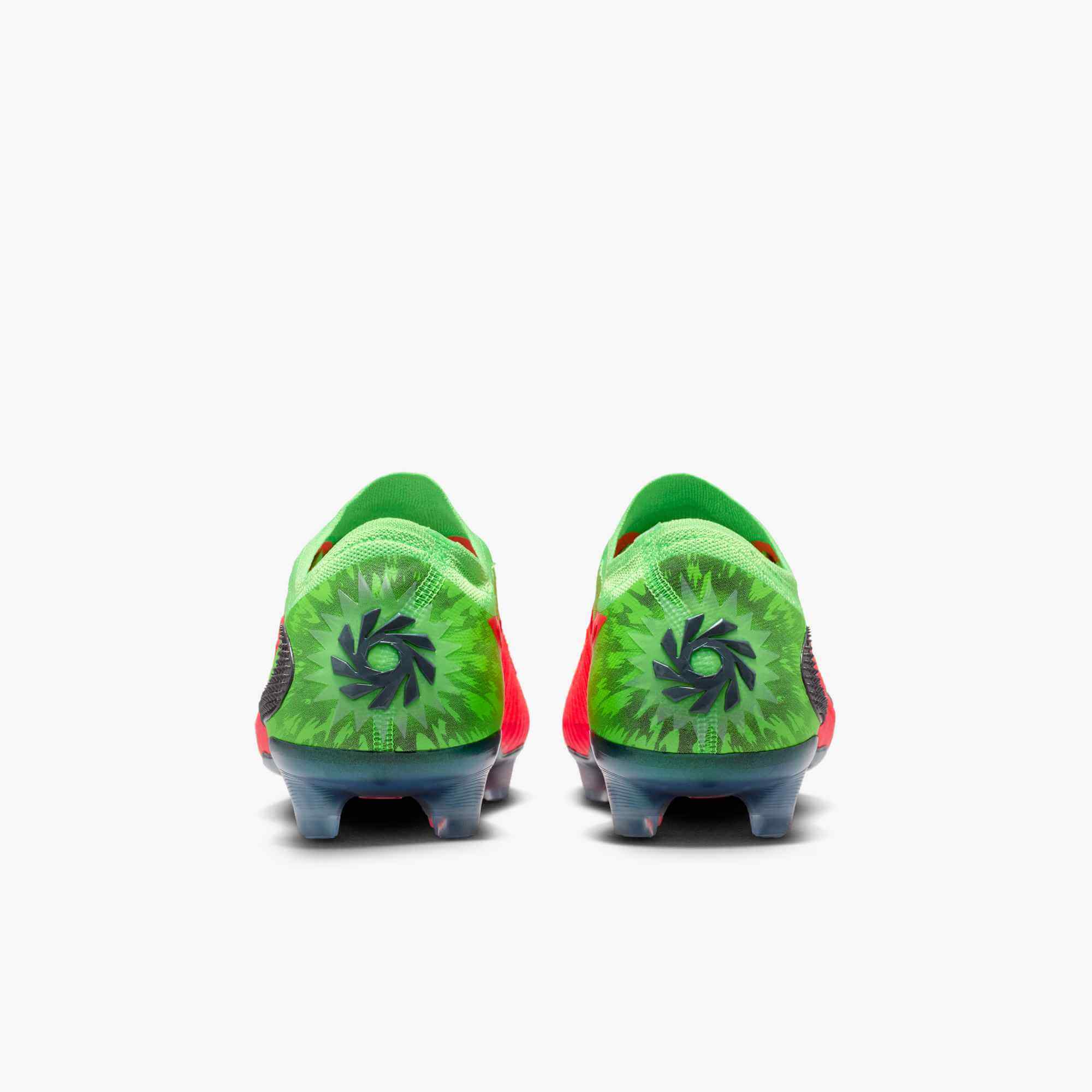 Nike Phantom 6 Low Elite Firm Ground Soccer Cleats - Haaland PE (SU26) 6