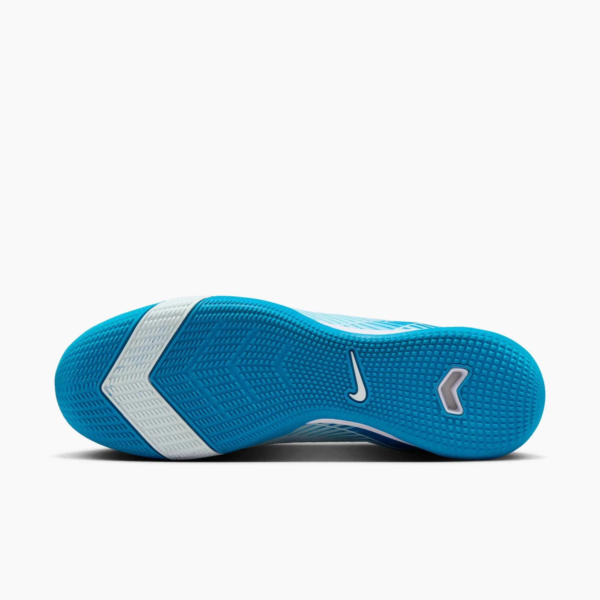 Nike ZM Superfly 10 Academy Indoor - Mad Ambition Pack (FA24) 4