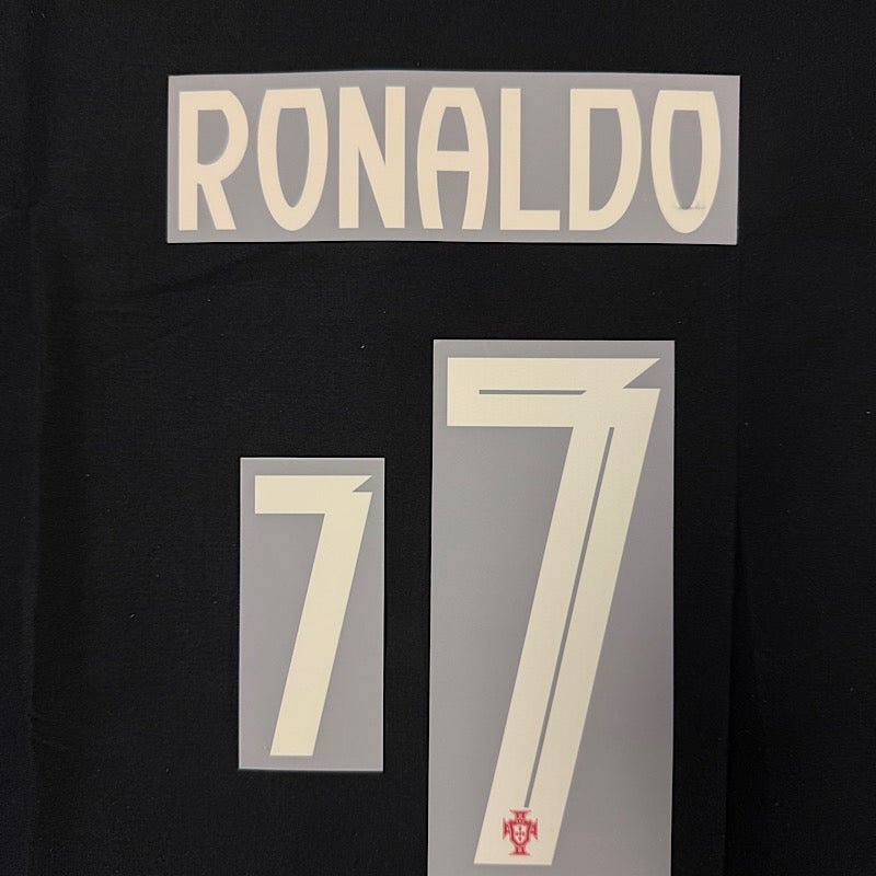 Portugal 2025/26 Home RONALDO #7 Youth Official Name Set 1
