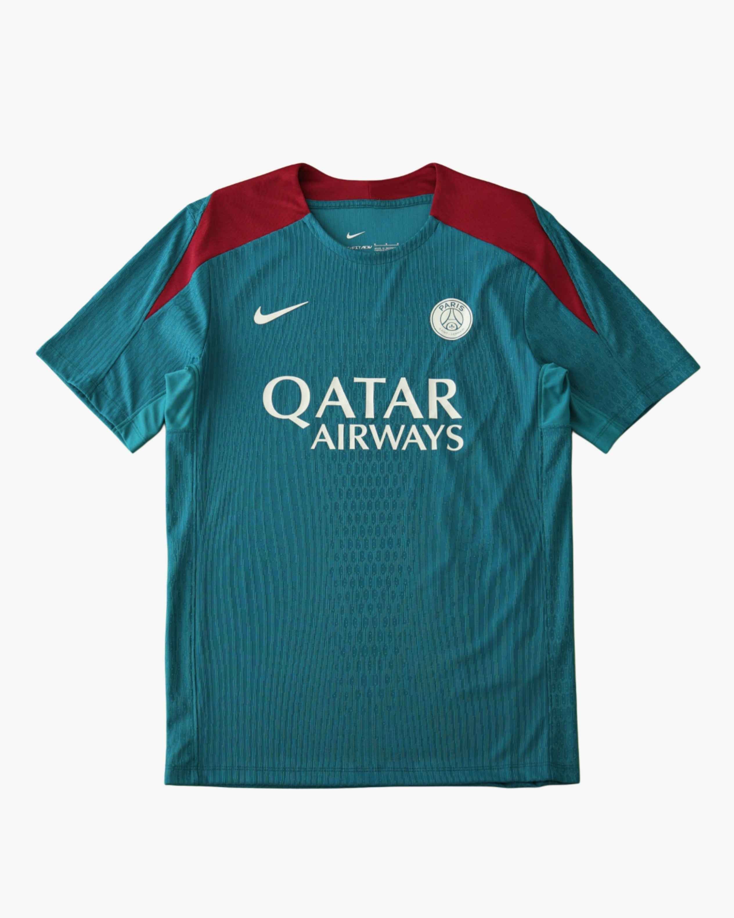 Nike PSG Training 2024/25 1