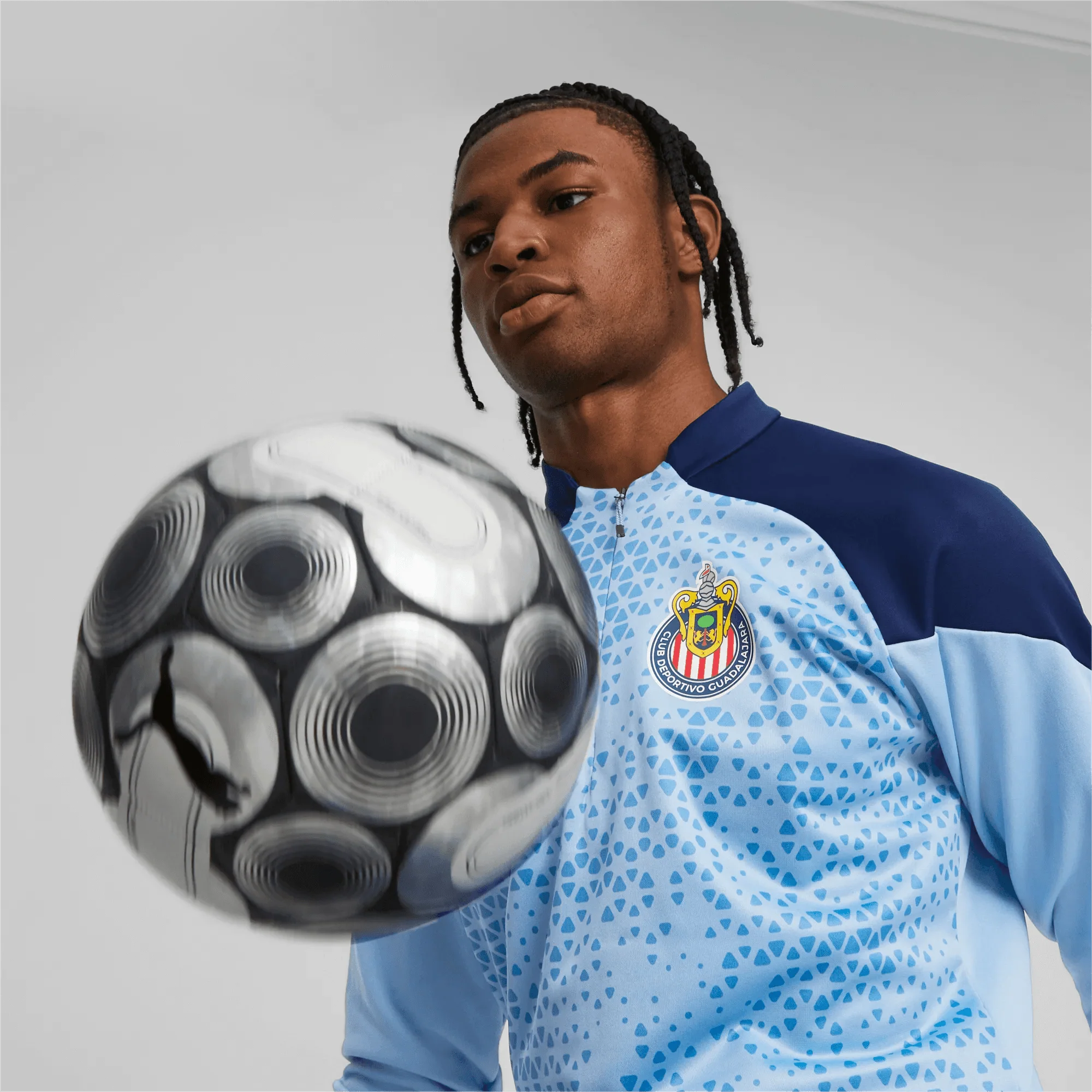 Puma 2023-24 Chivas Men's Fleece Training Top 5