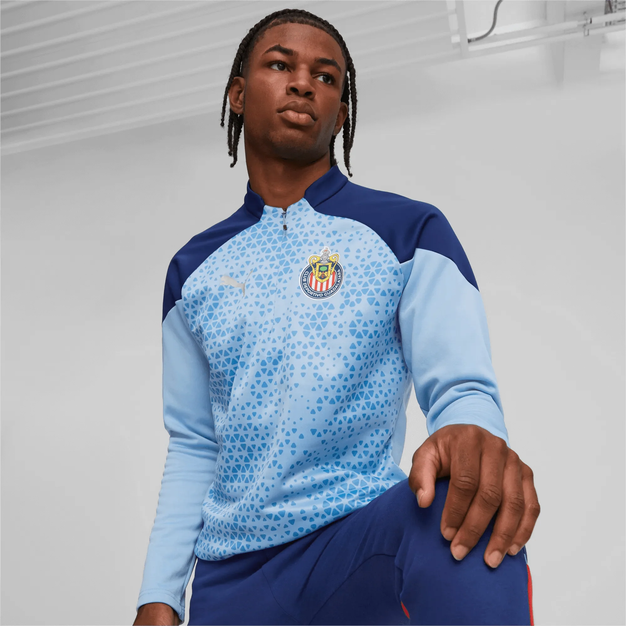 Puma 2023-24 Chivas Men's Fleece Training Top 3