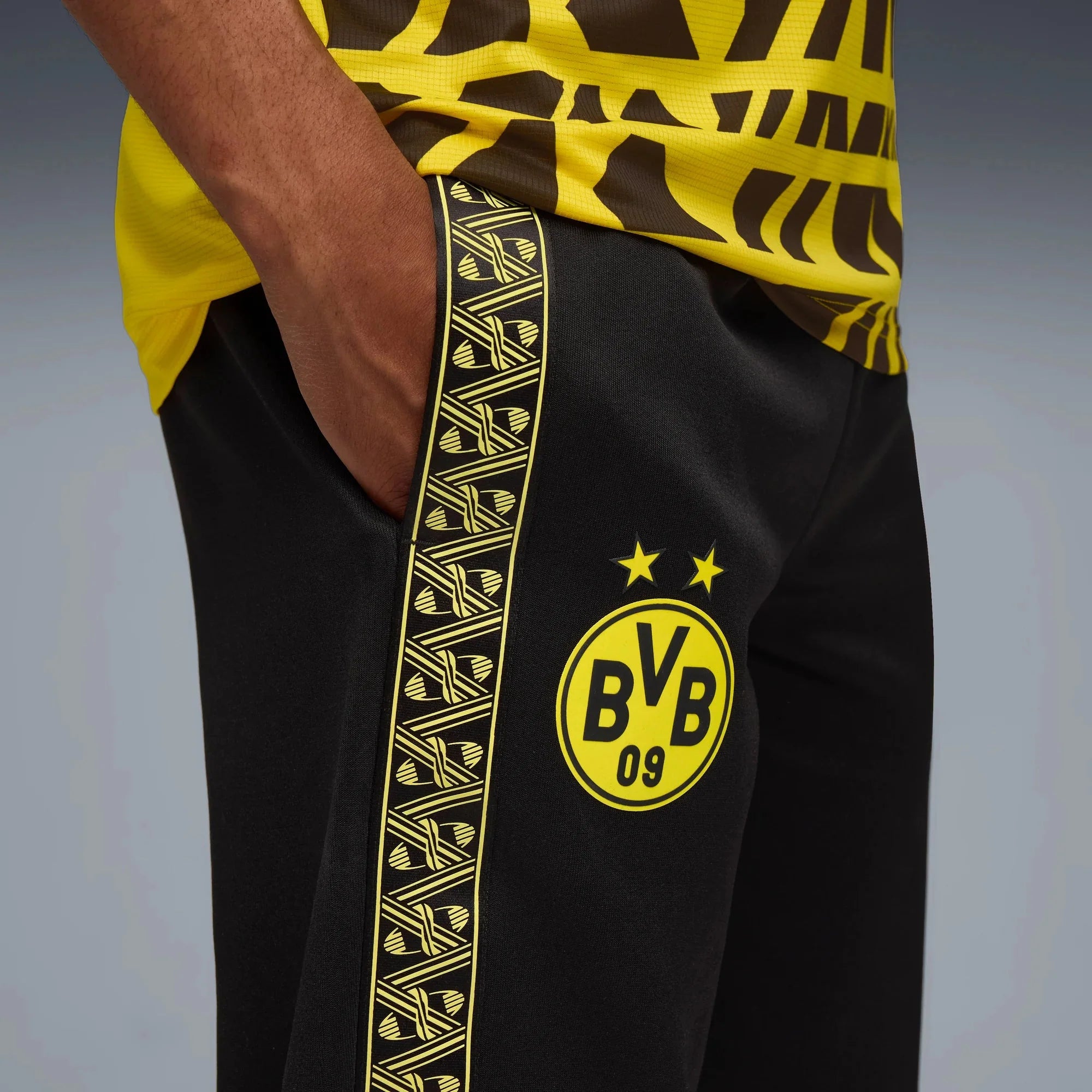 Puma 2025-26 Borussia Dortmund Men's King Anthem Pants 5