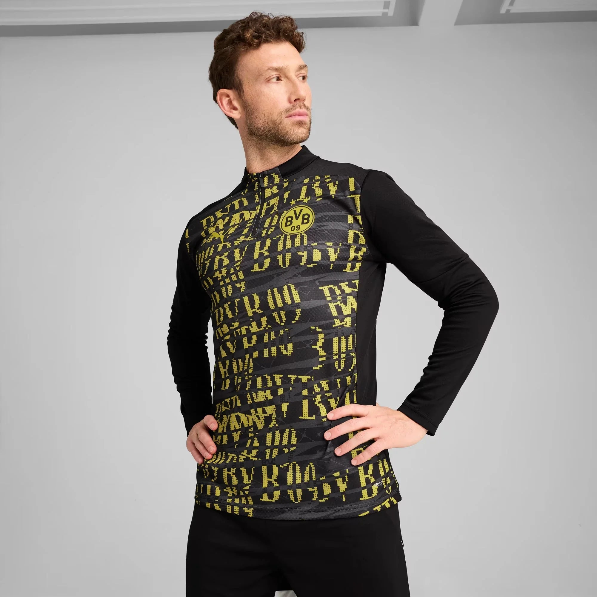 Puma 2025 Borussia Dortmund Men's Prematch Quarter Zip Top 3